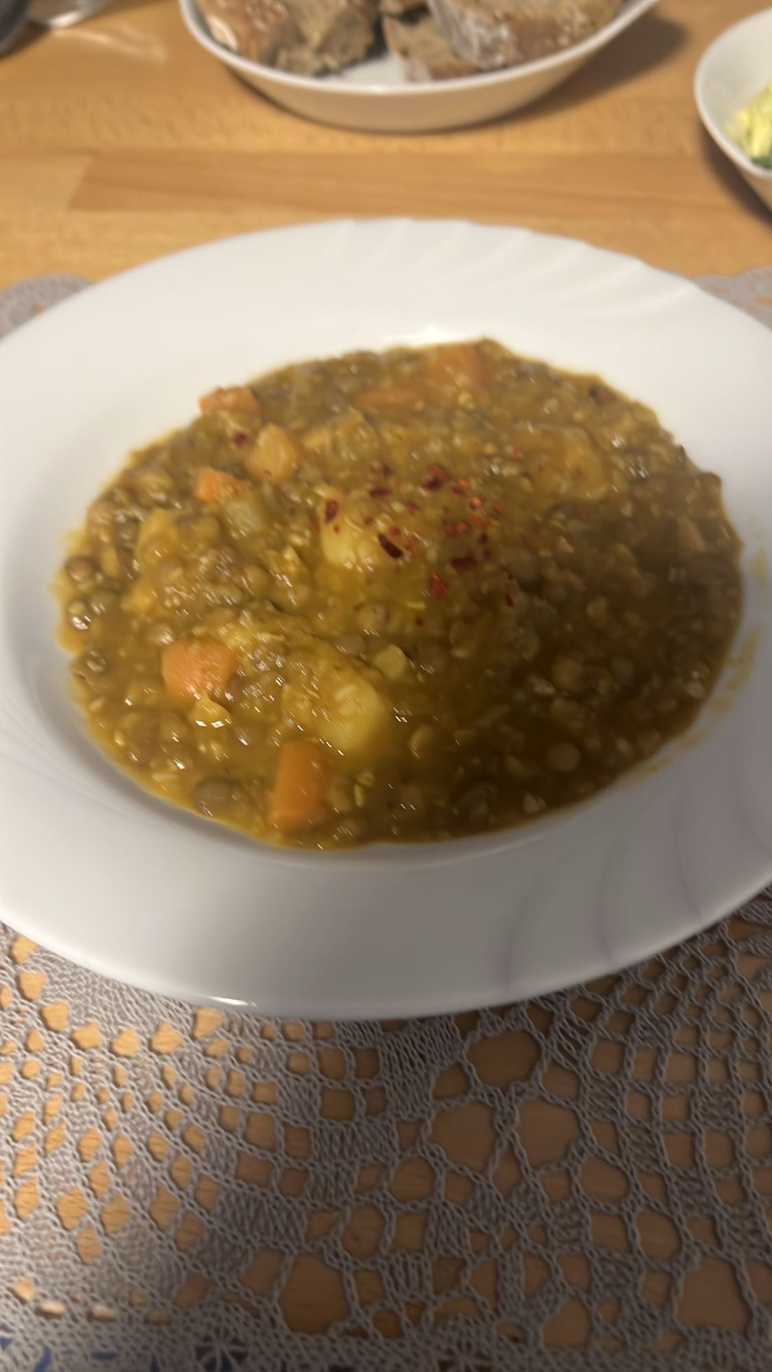 Mercimekli sebze çorbası