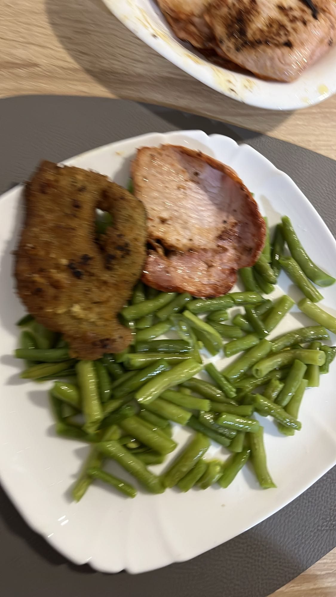 Cerdo con judías verdes