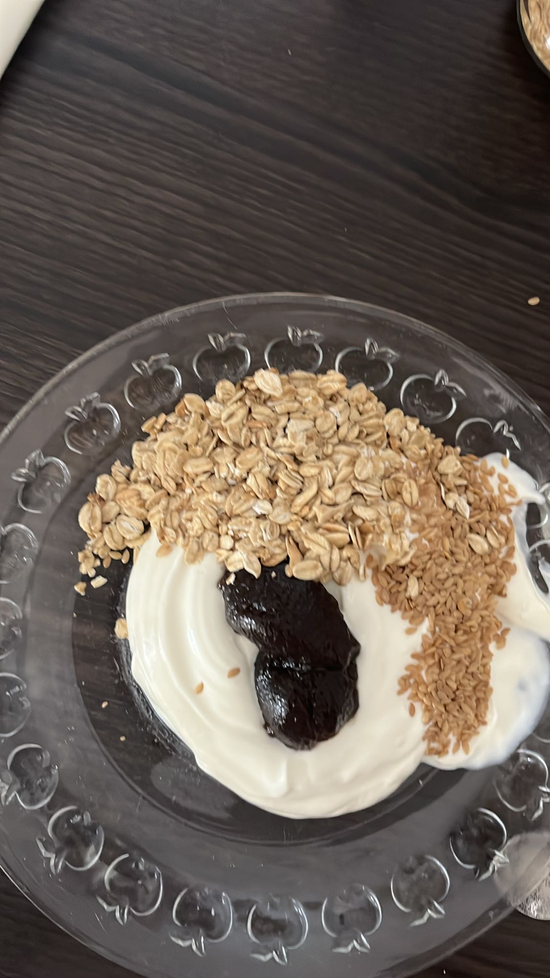 Yoğurtlu yulaf tabağı