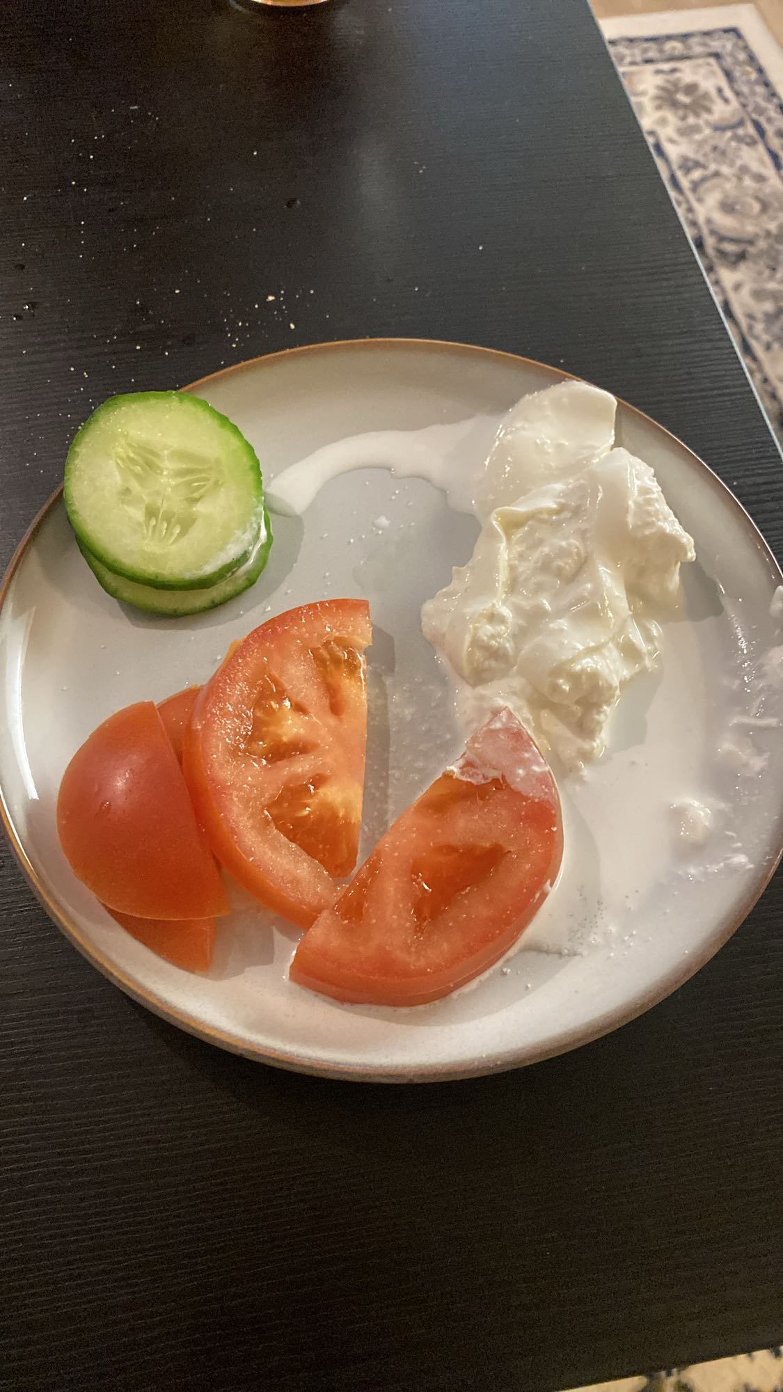 Tomat, gurka & yoghurt