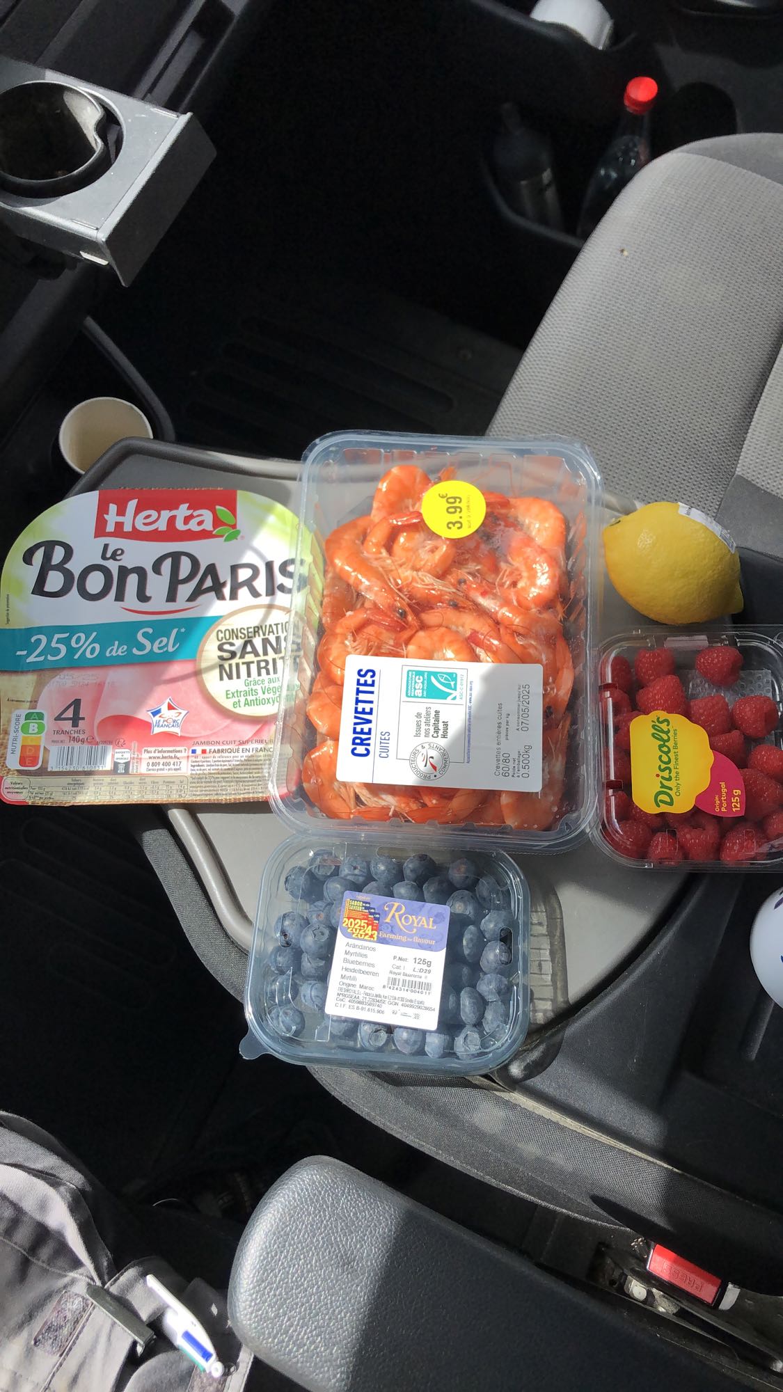 Repas fruits et crevettes