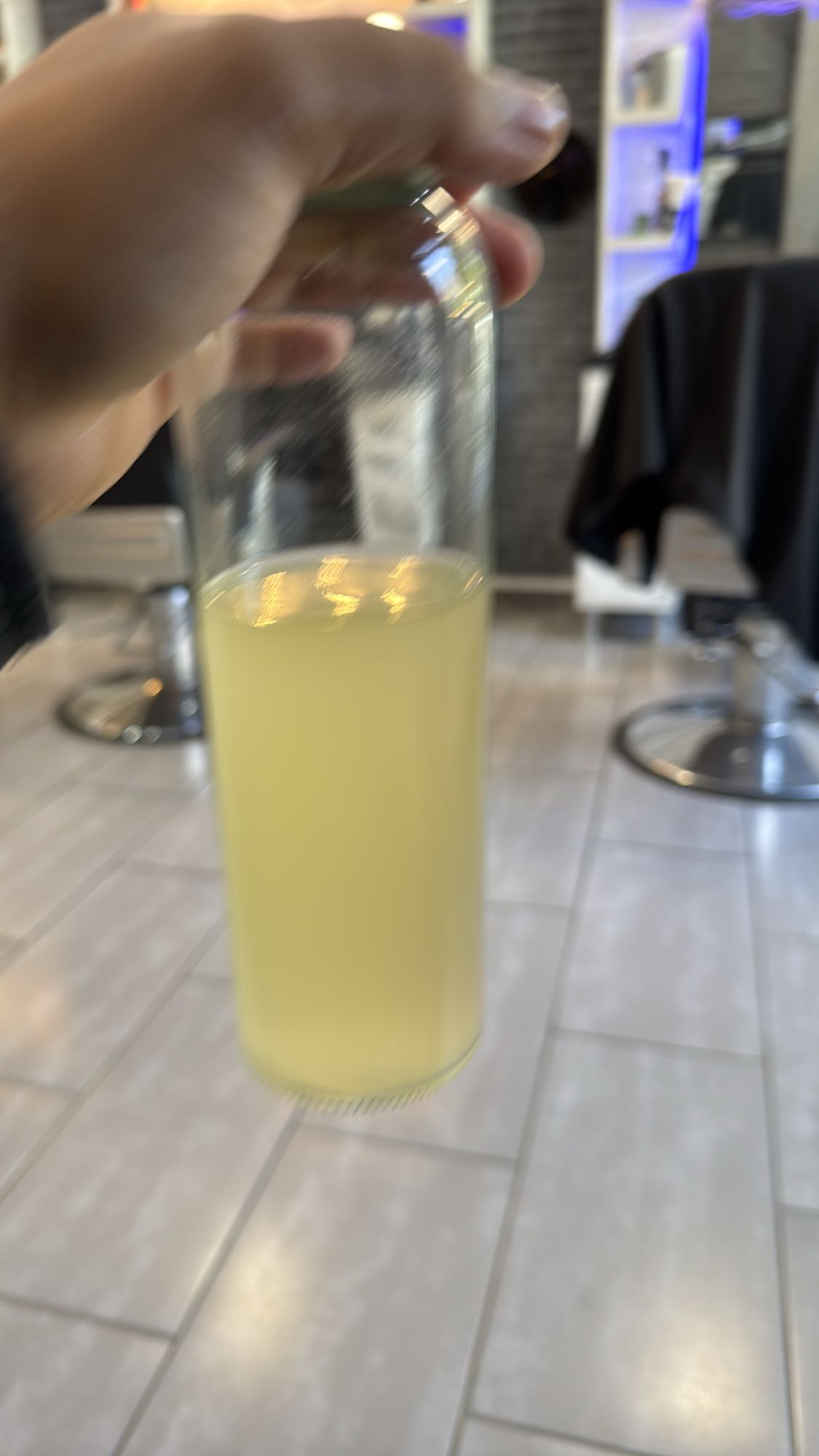 Sportness Clear Whey Protein Pfirsich mit Wasser