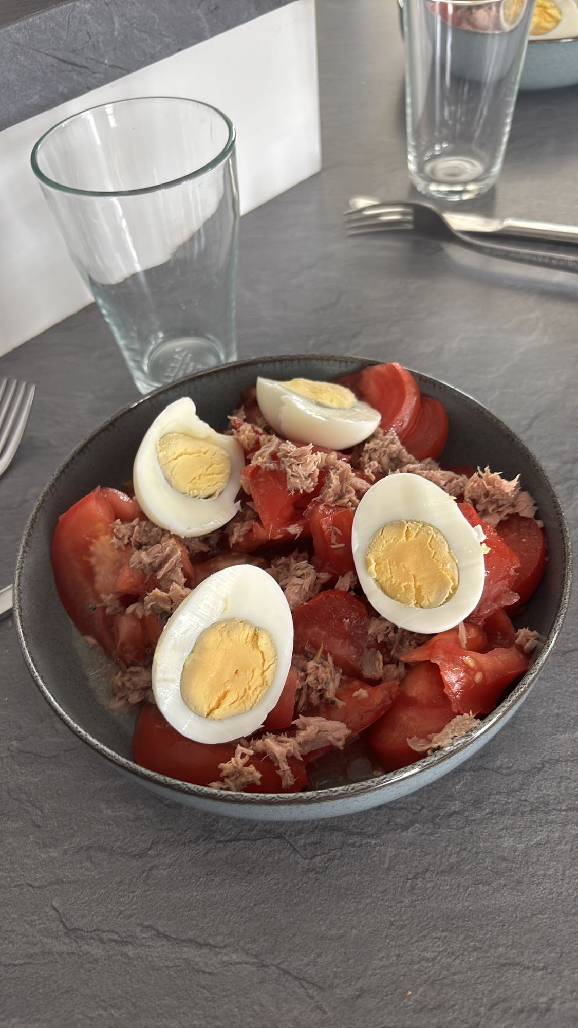 Salade œufs thon tomate