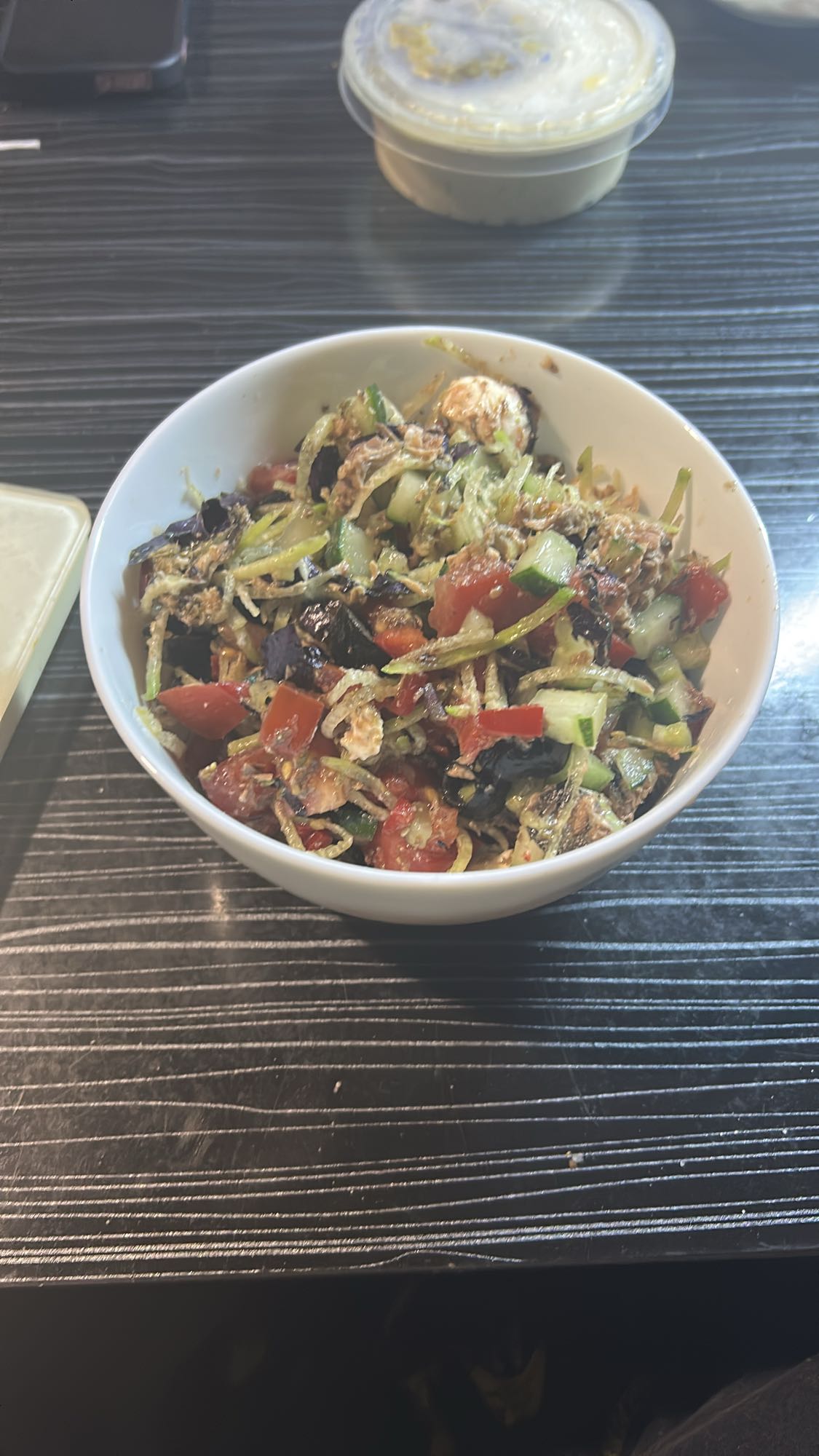 Tuna and Veggie Salad Bowl