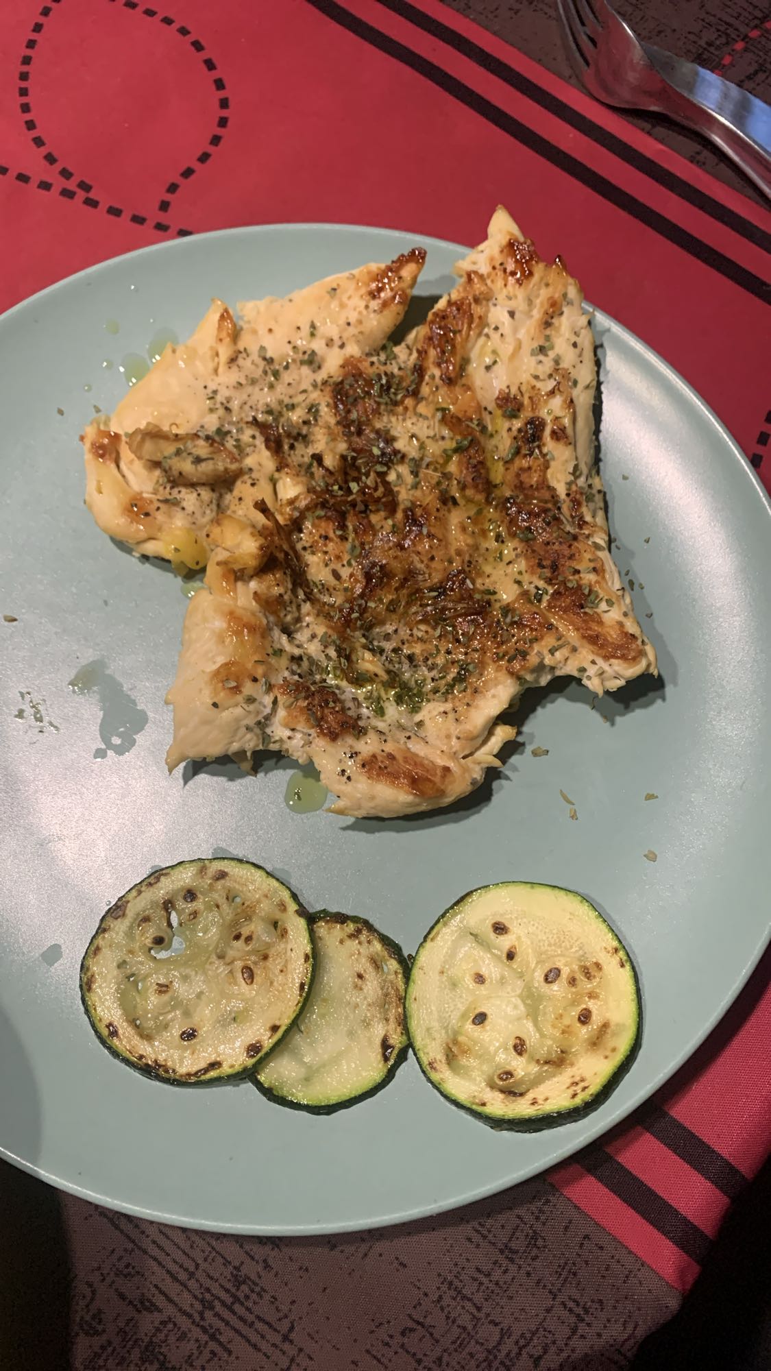 Pollo con calabacín