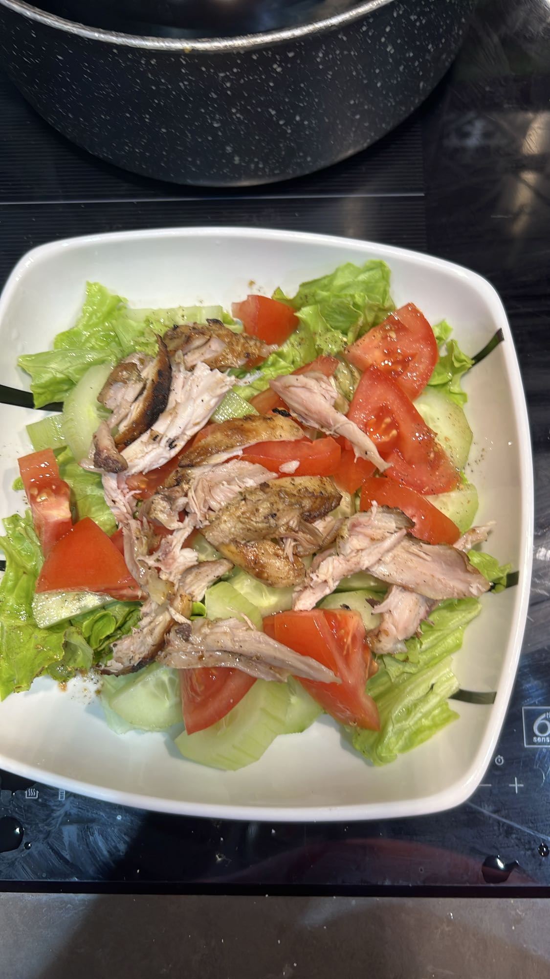 Salade poulet légumes