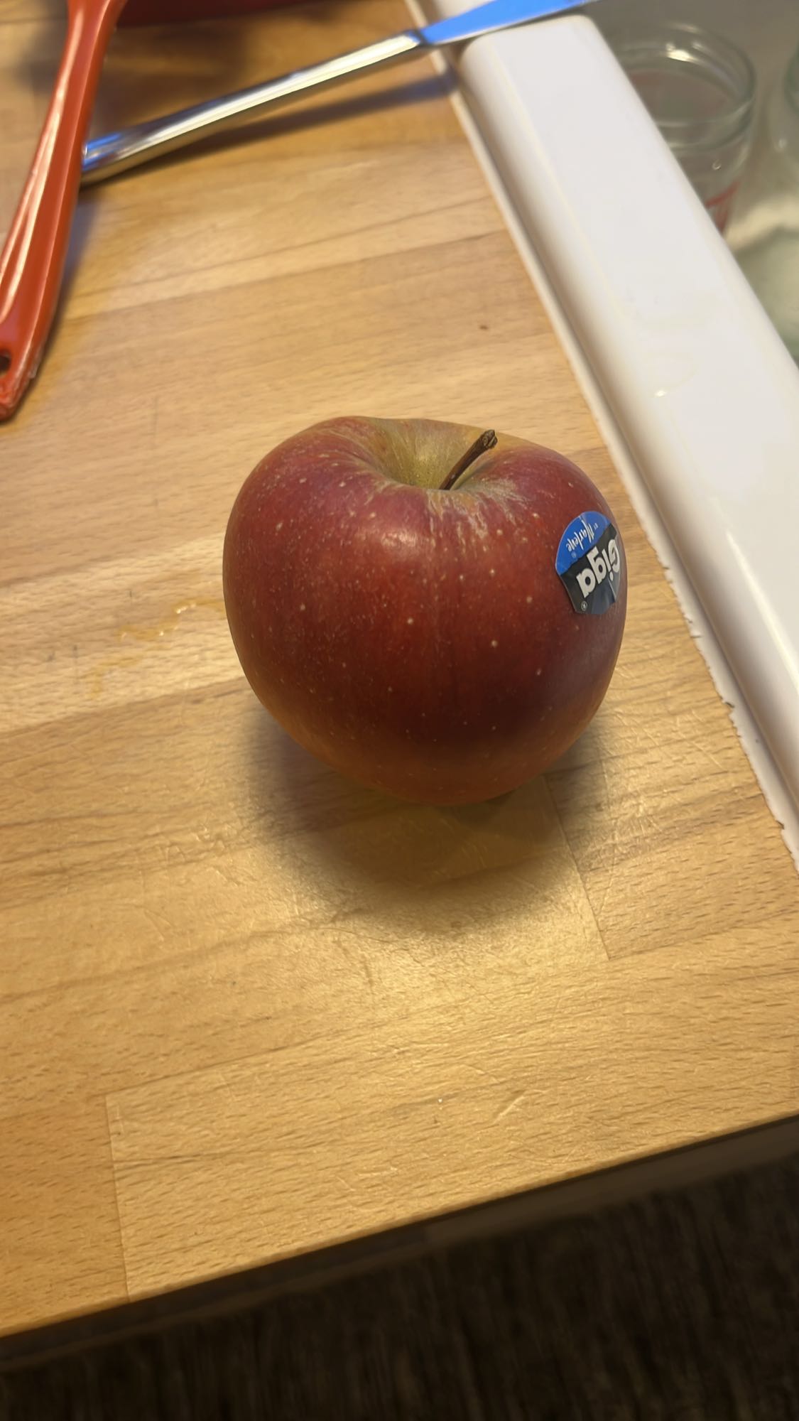 Röd äpple