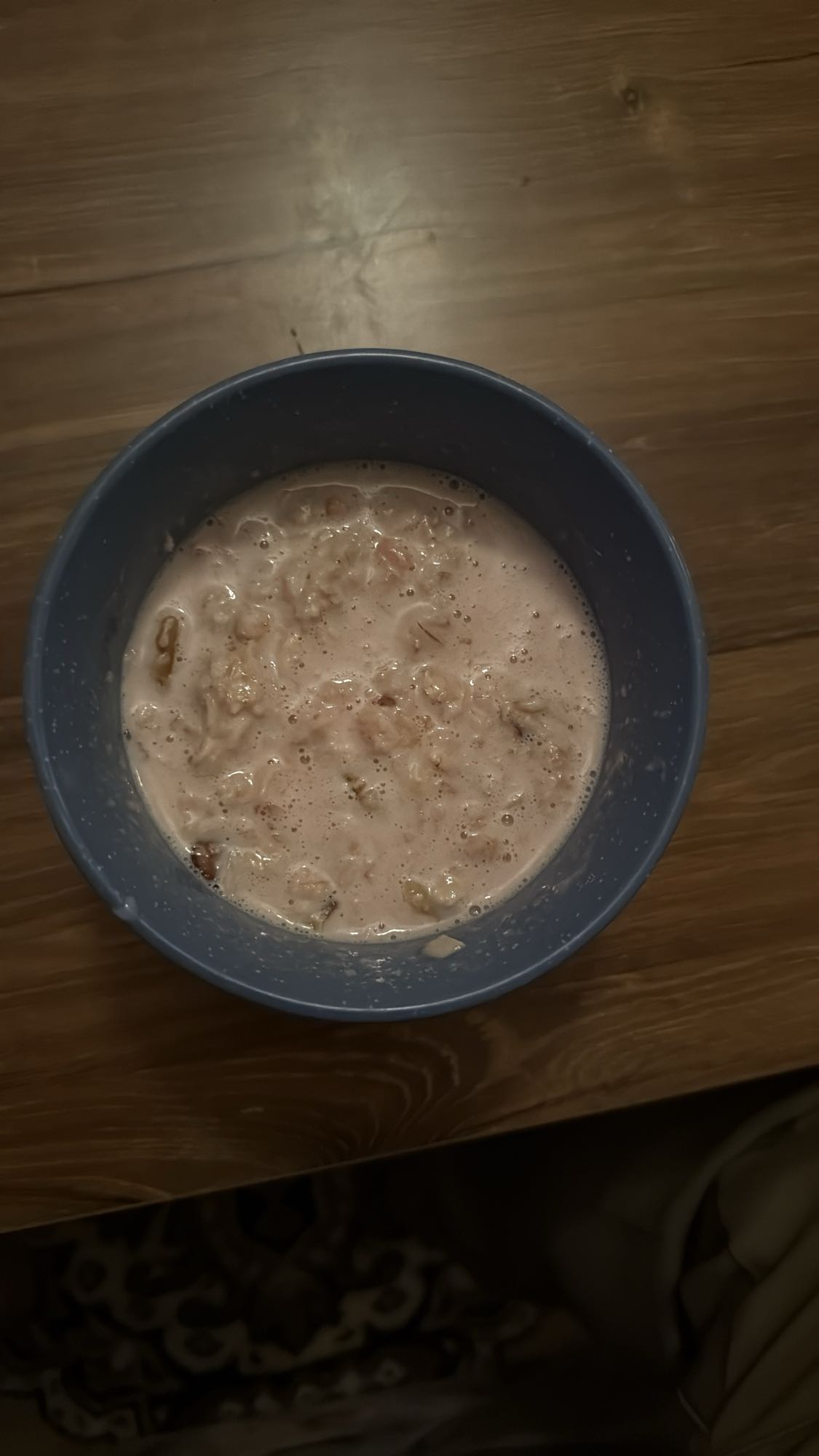 Oats with milk and nuts