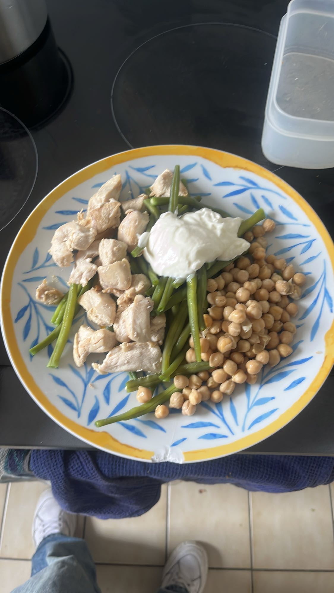 Poulet pois chiches haricots