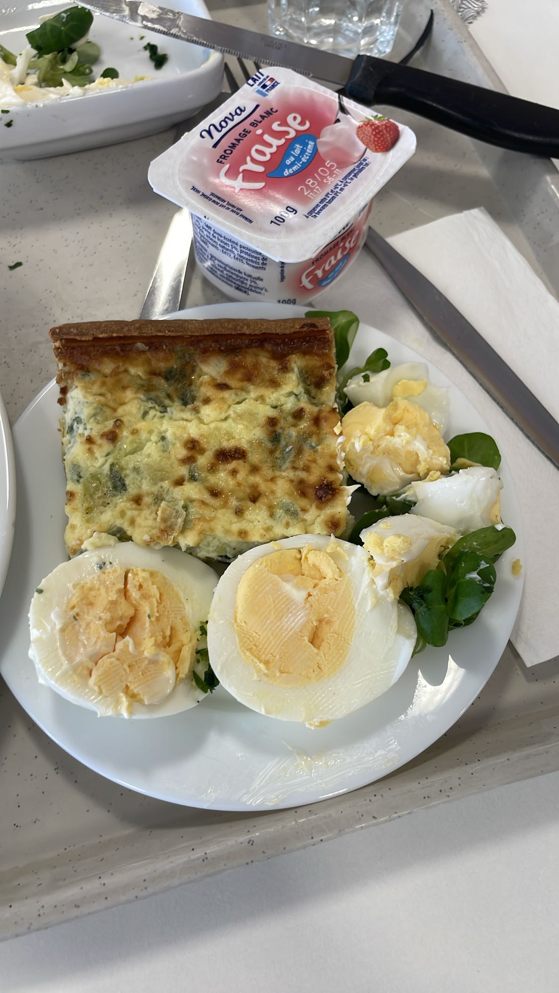 Quiche et œufs durs