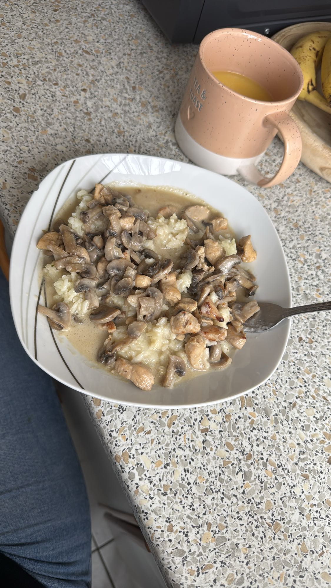 Orez cu pui și ciuperci