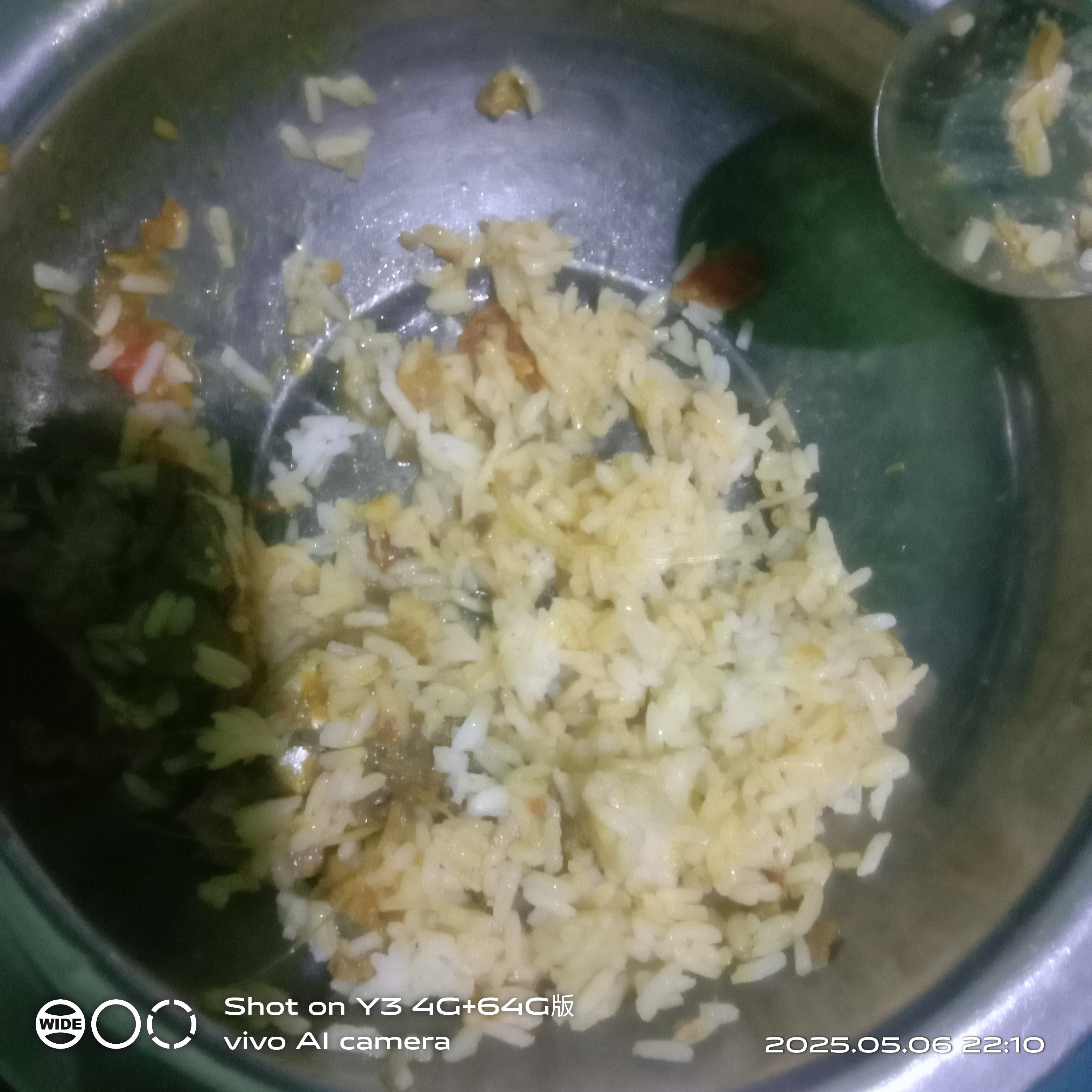 Mixed rice dish