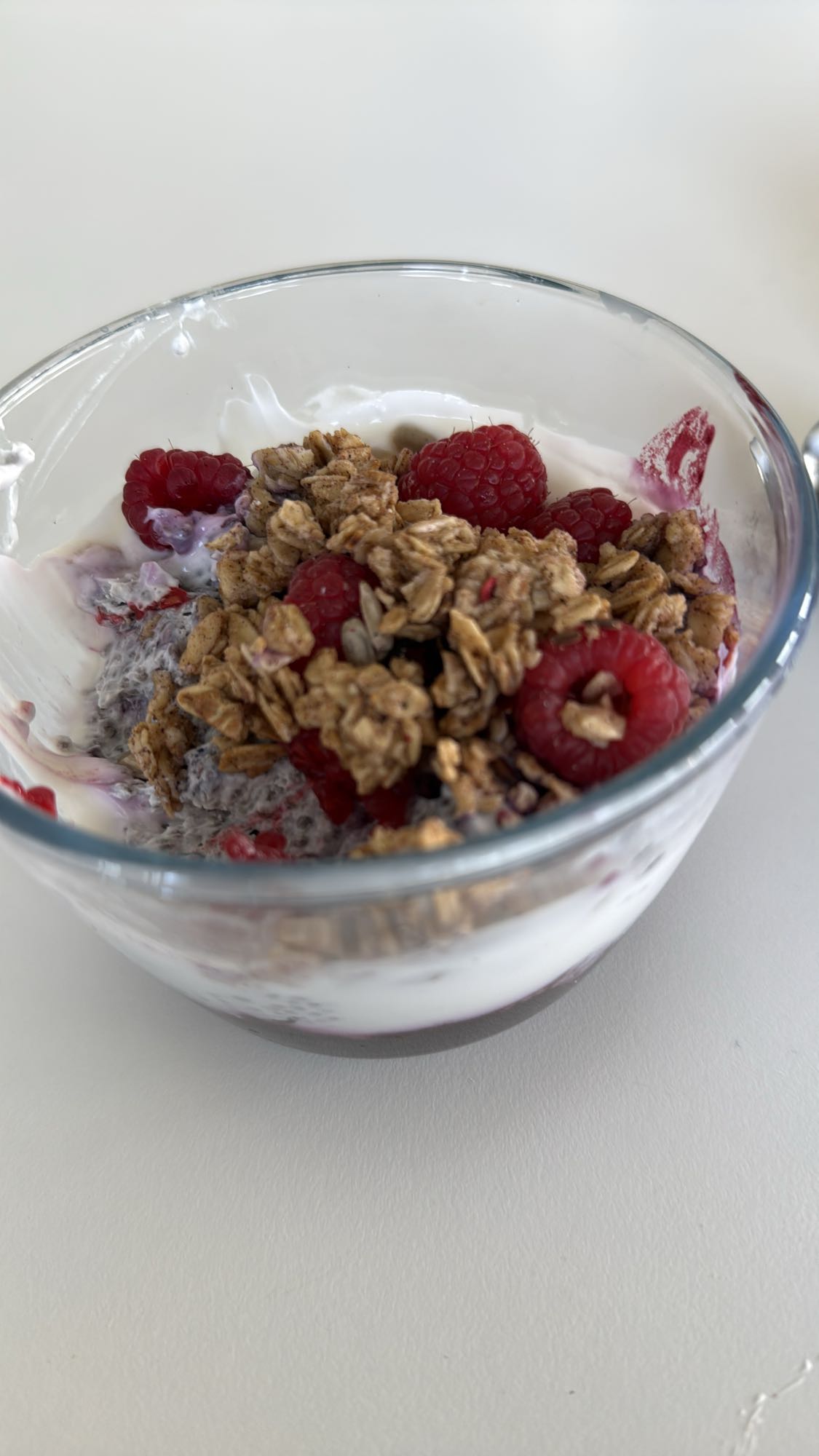 Yoghurt med granola