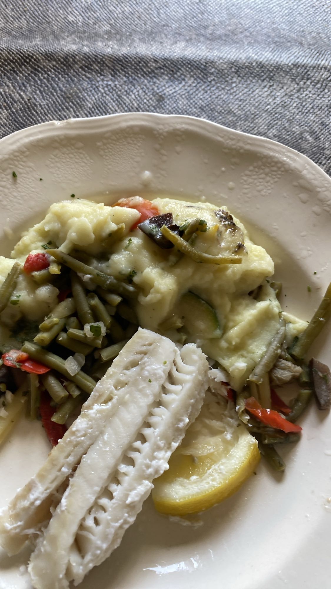 Poisson et purée légumes