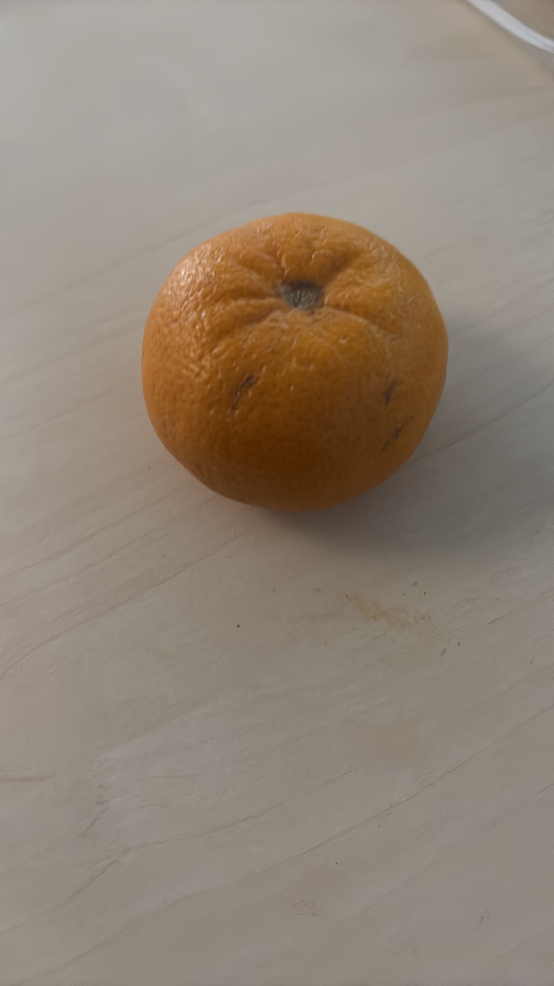 Mandarine entière