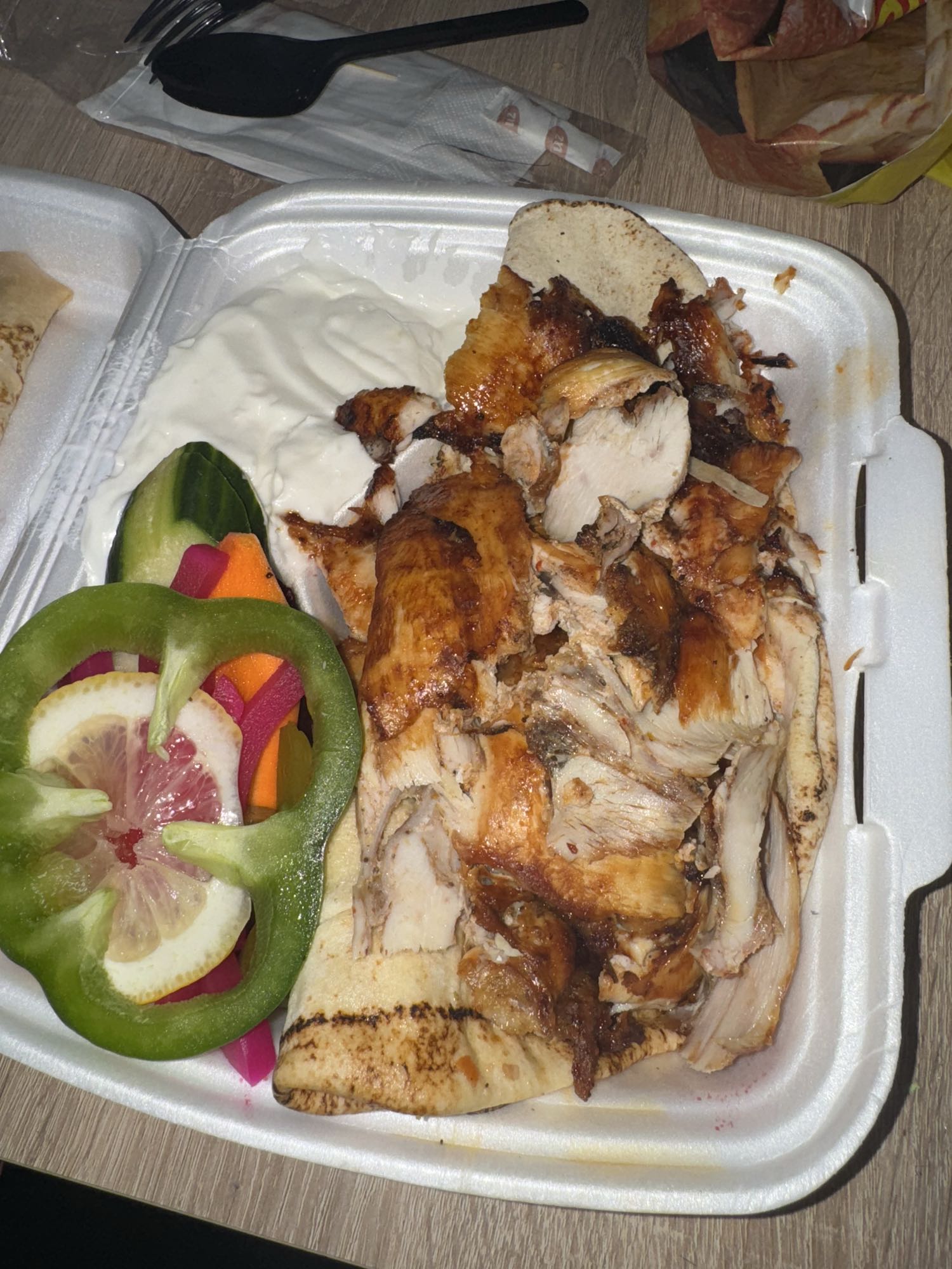 Hähnchen-Shawarma-Teller