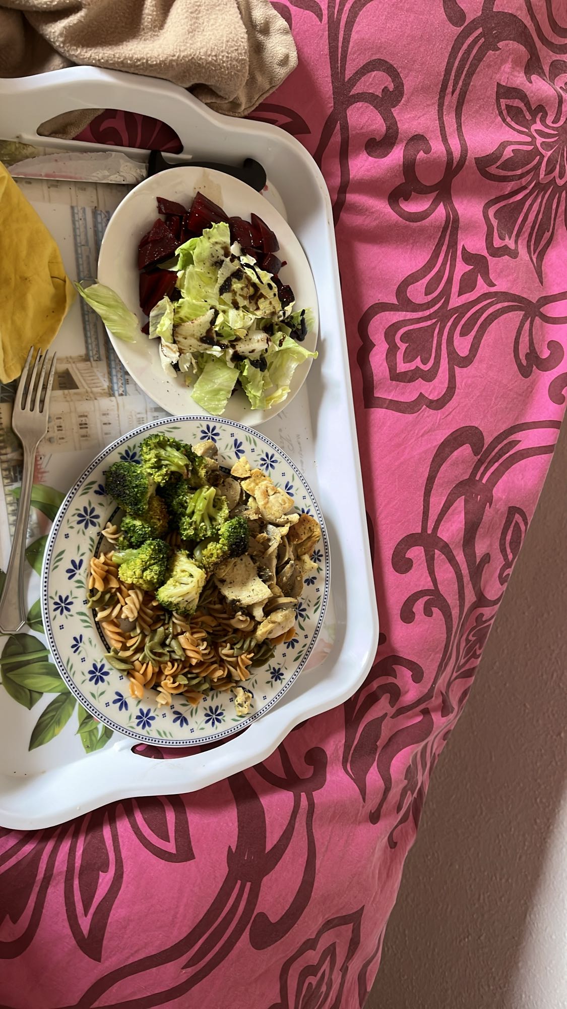 Pâtes poulet et salade