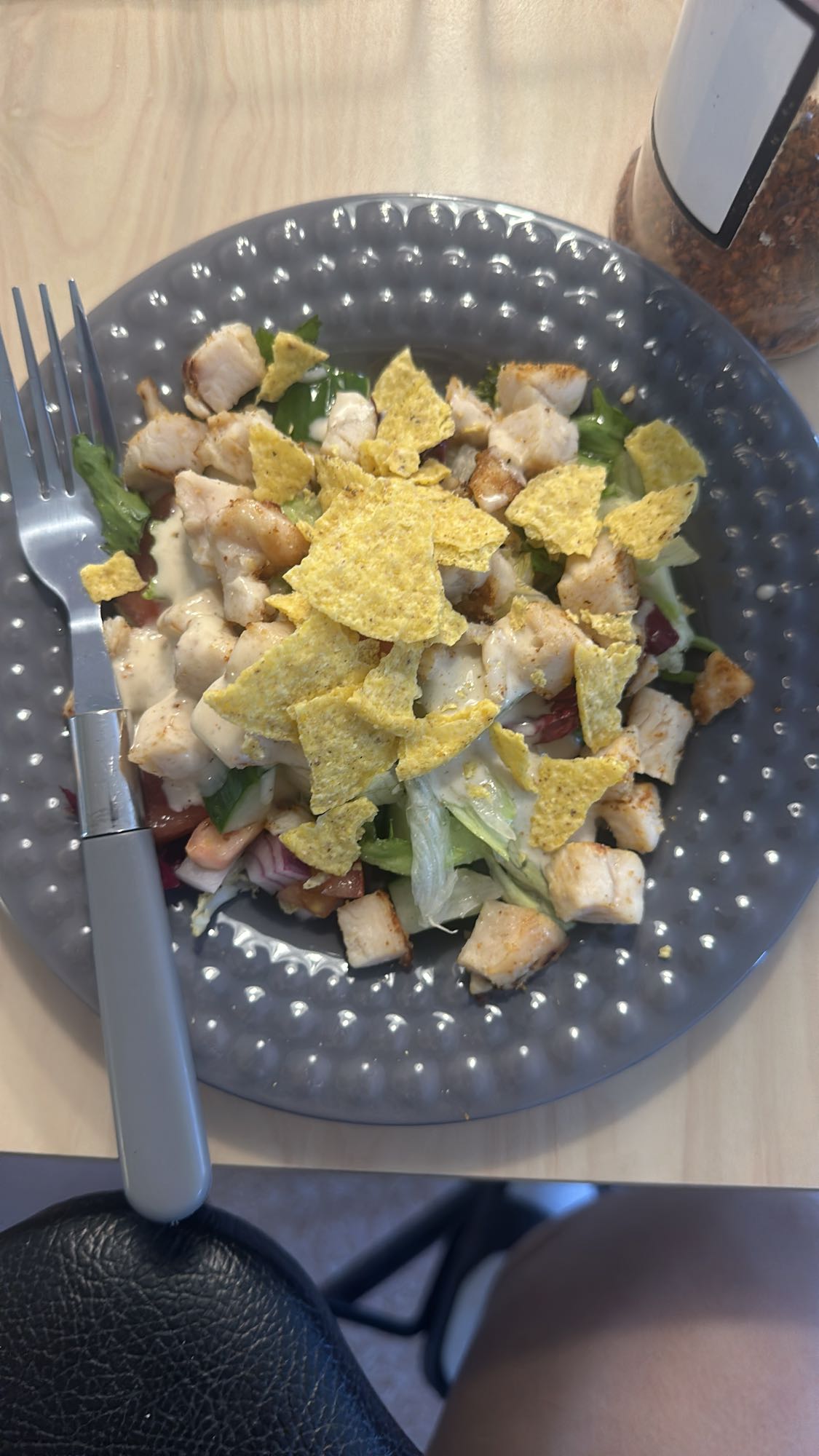 Kycklingsallad med chips