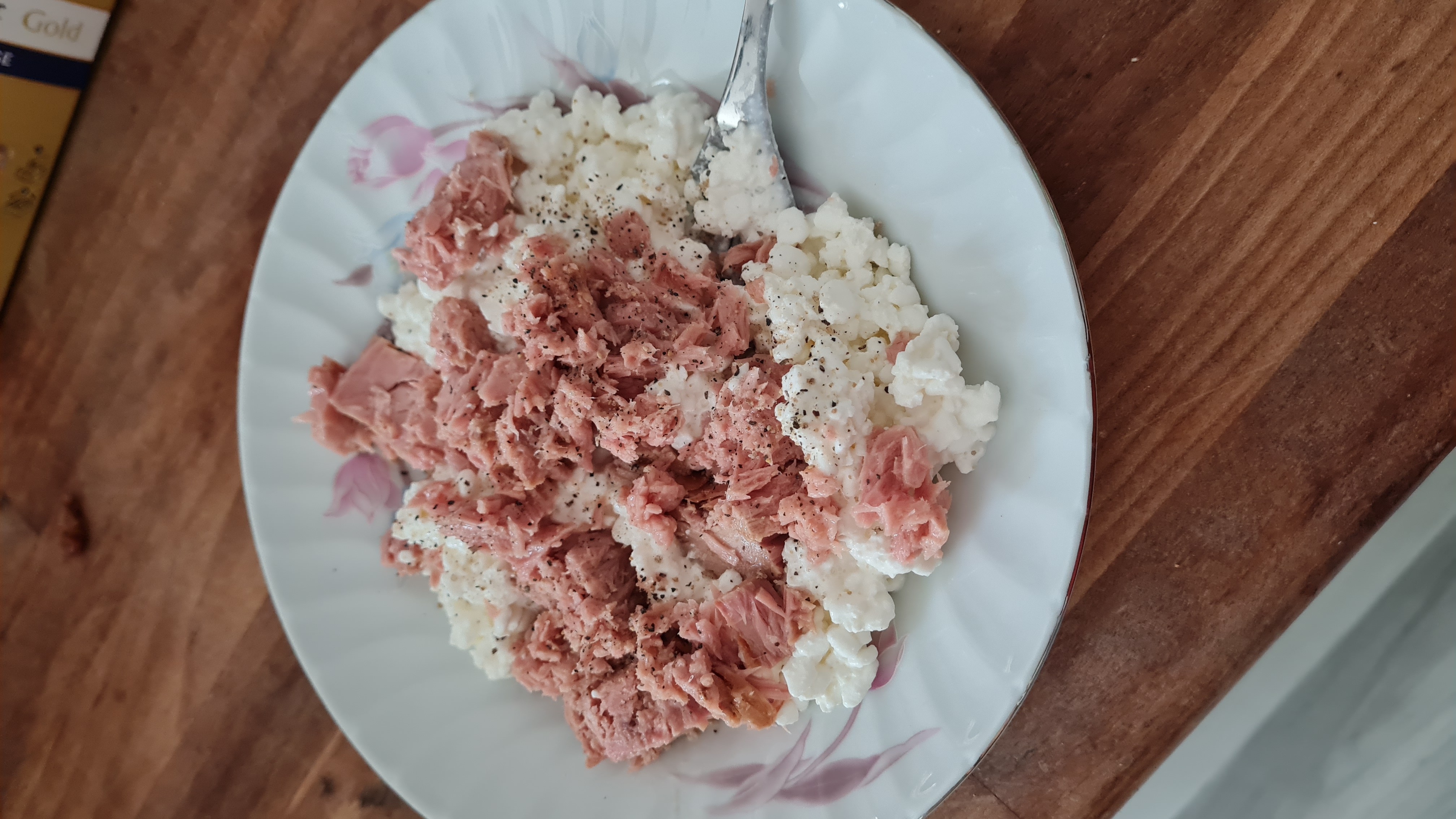 Cottage Cheese with Tuna