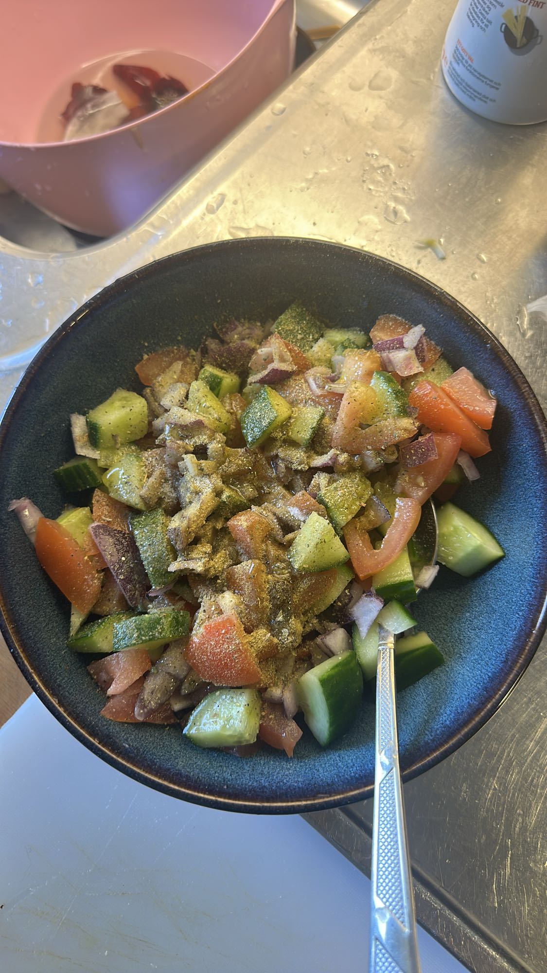 Grönsakssallad med kryddor