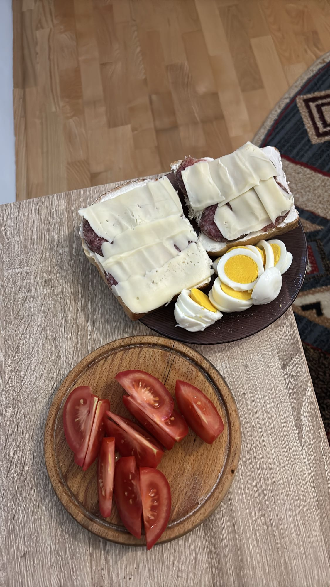 Sajtos szendvics tojással