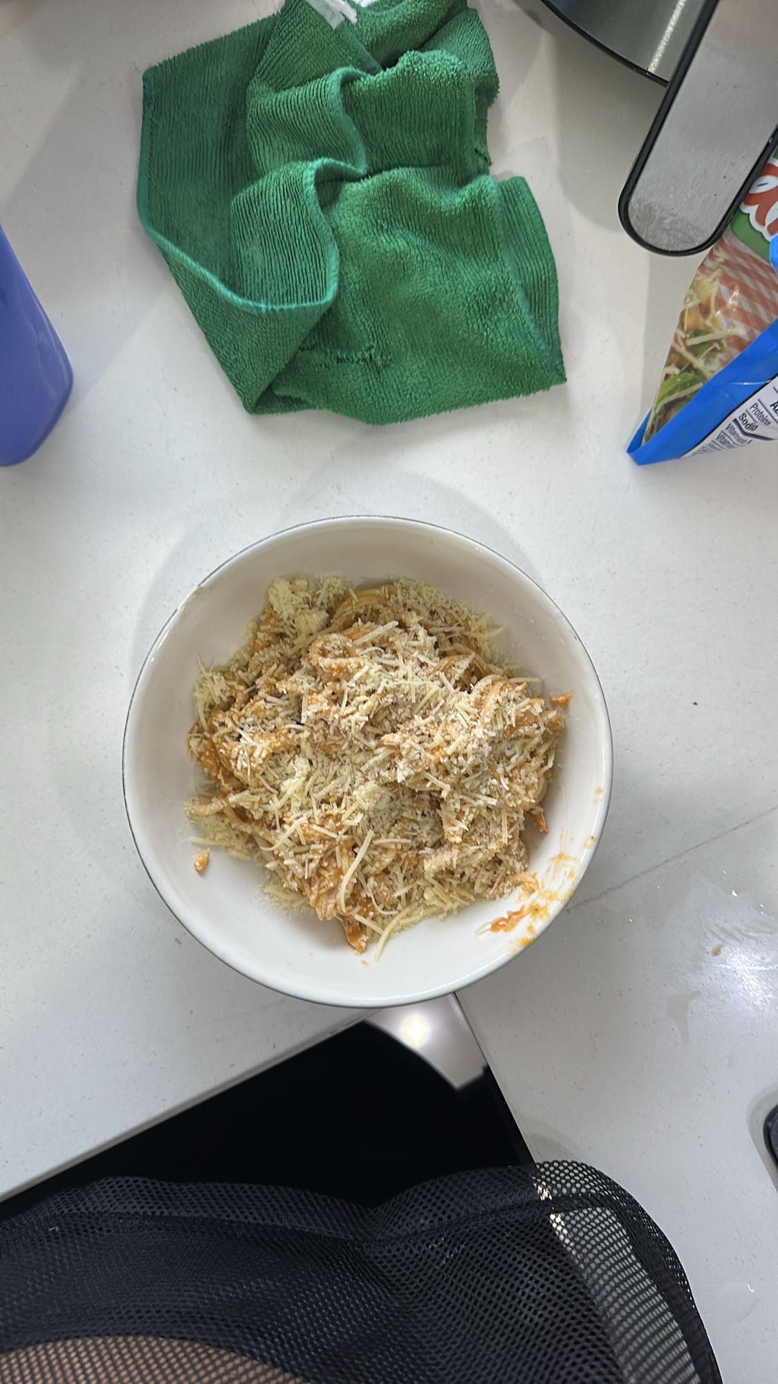 Pasta con queso y pollo