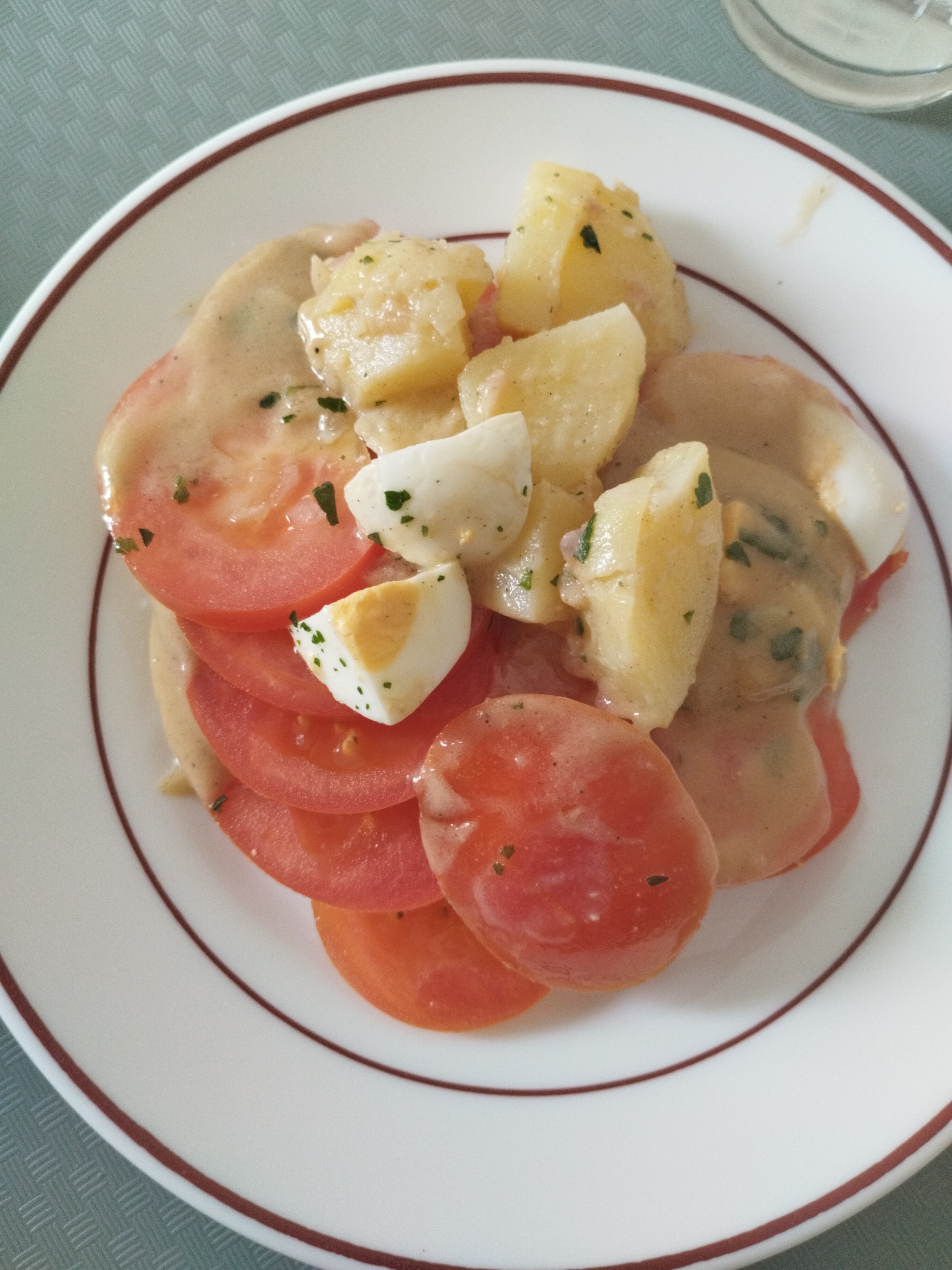 Salade œuf-pomme de terre