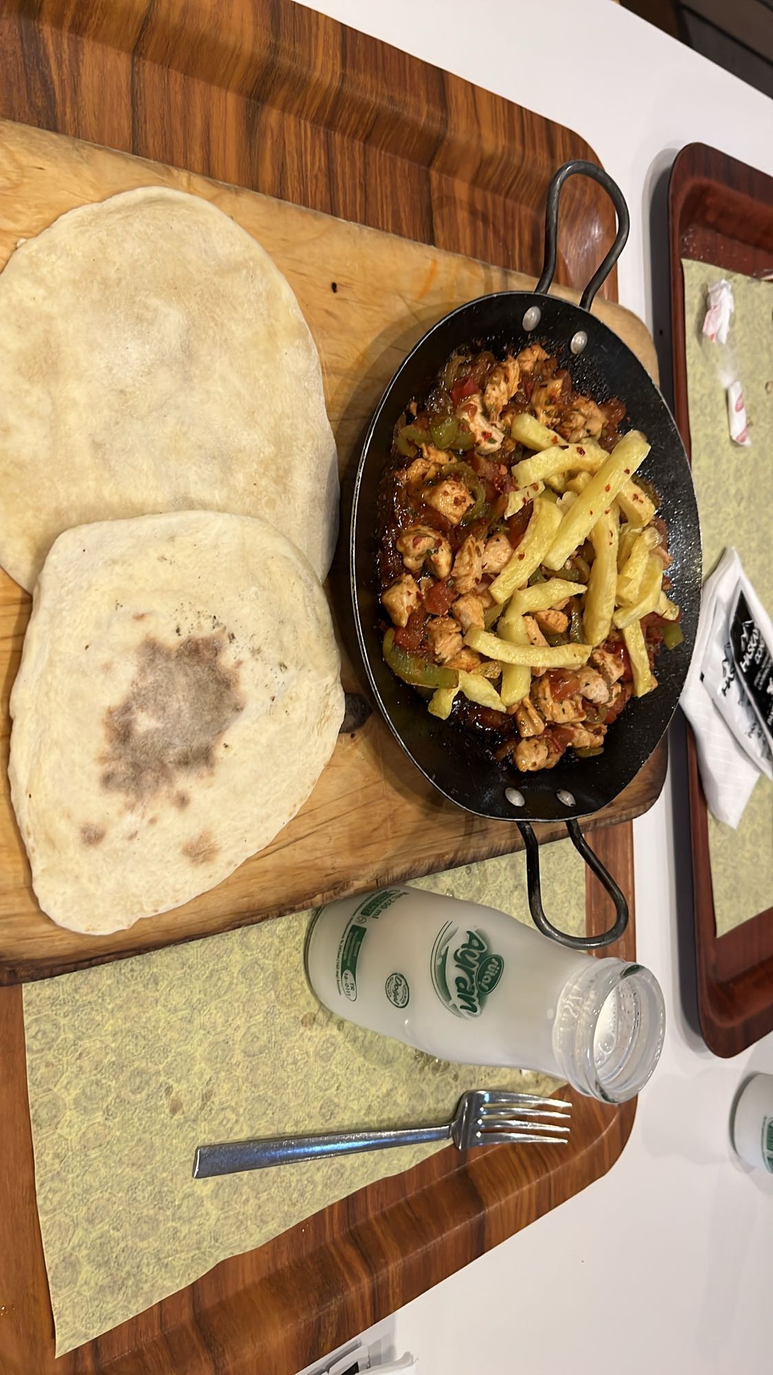 Tavuk sote ve lavaş