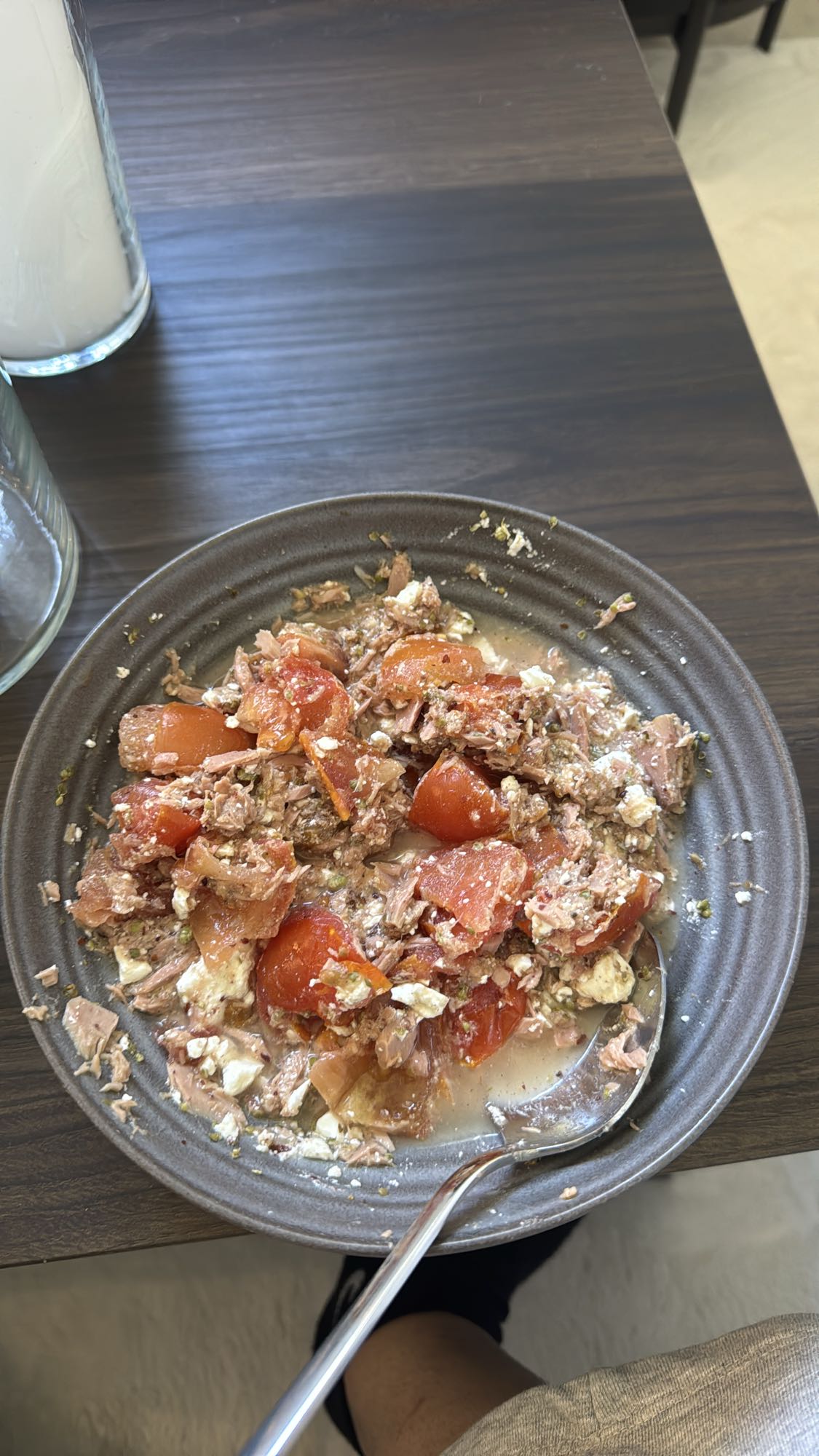 Tonfisk och tomatsallad