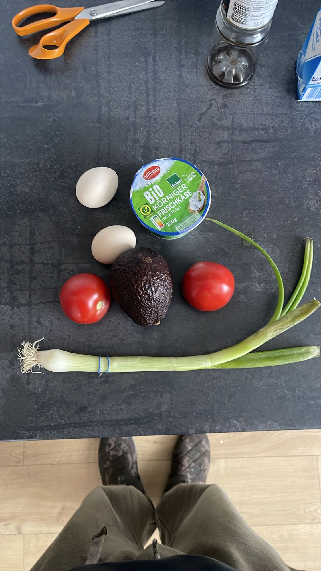 Salade fraîche avocat œufs