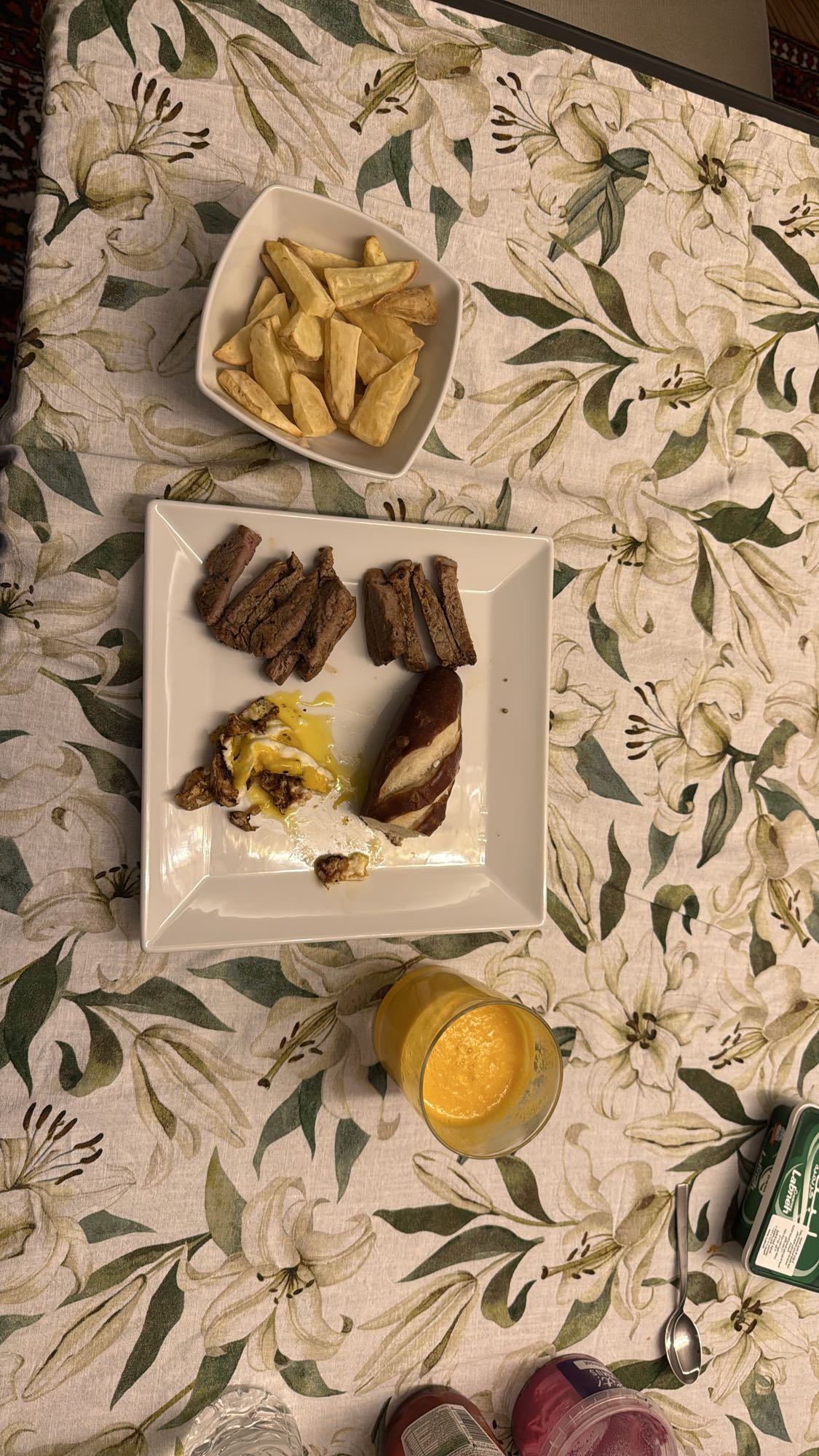 Steak and sides plate