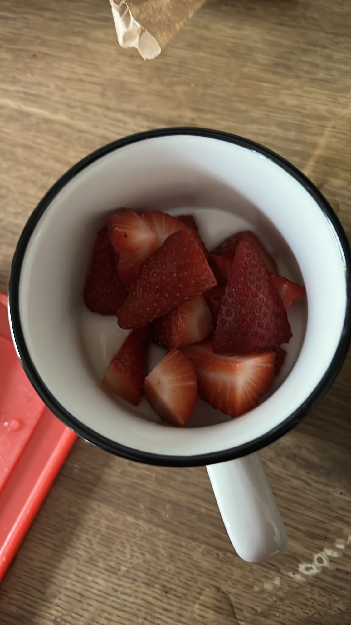 Jordgubbar med yoghurt