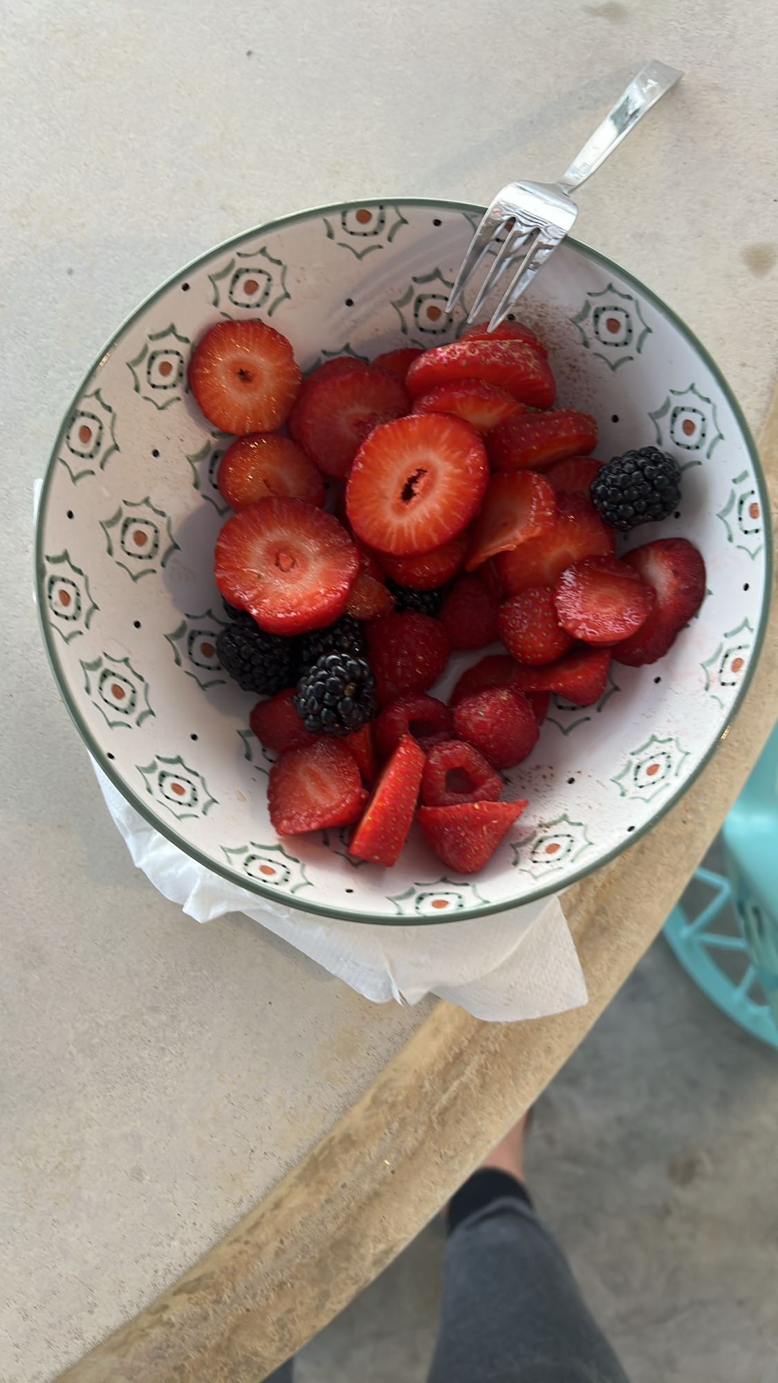 Φρουτοσαλάτα με μούρα