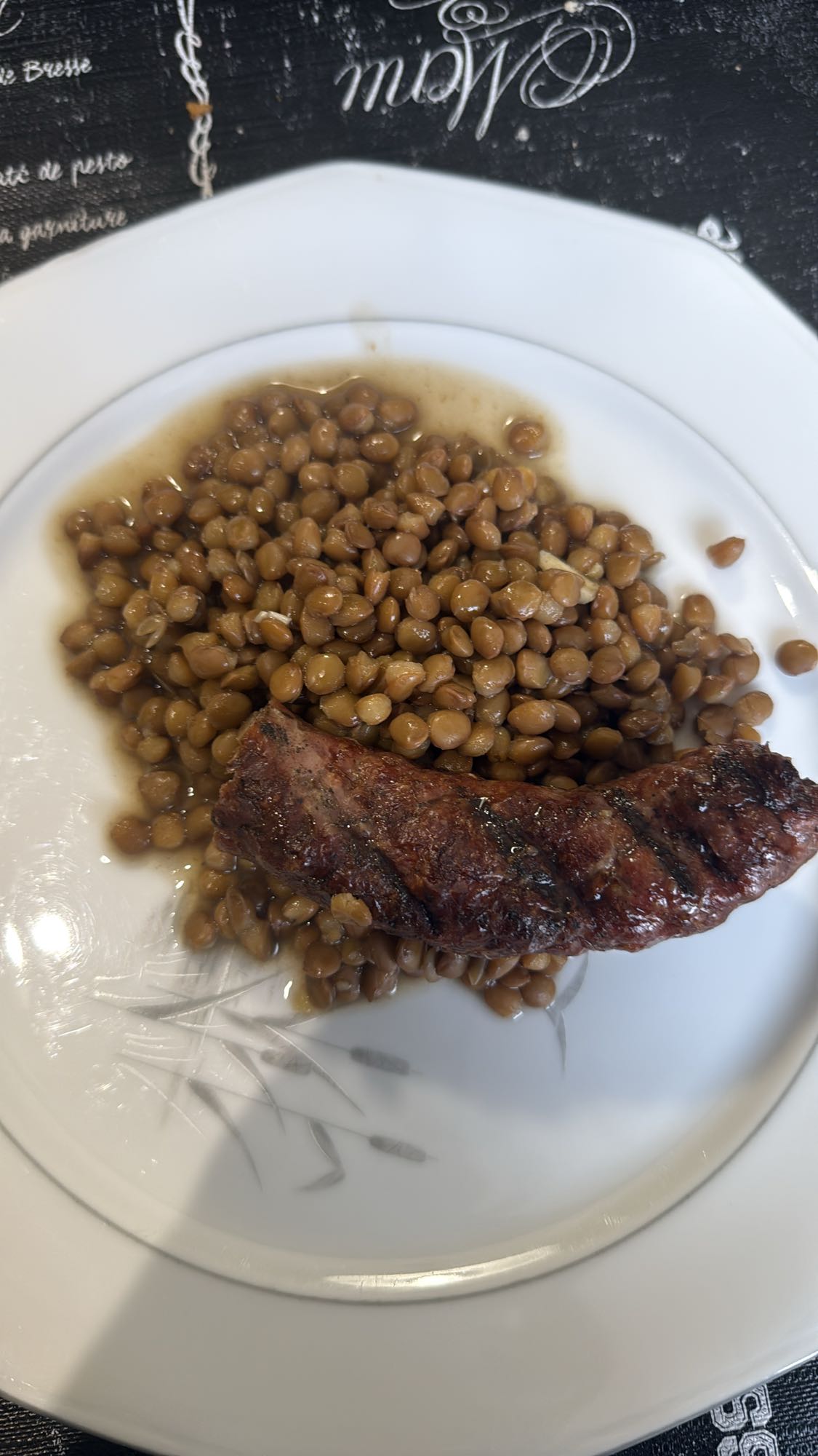 Saucisse et lentilles