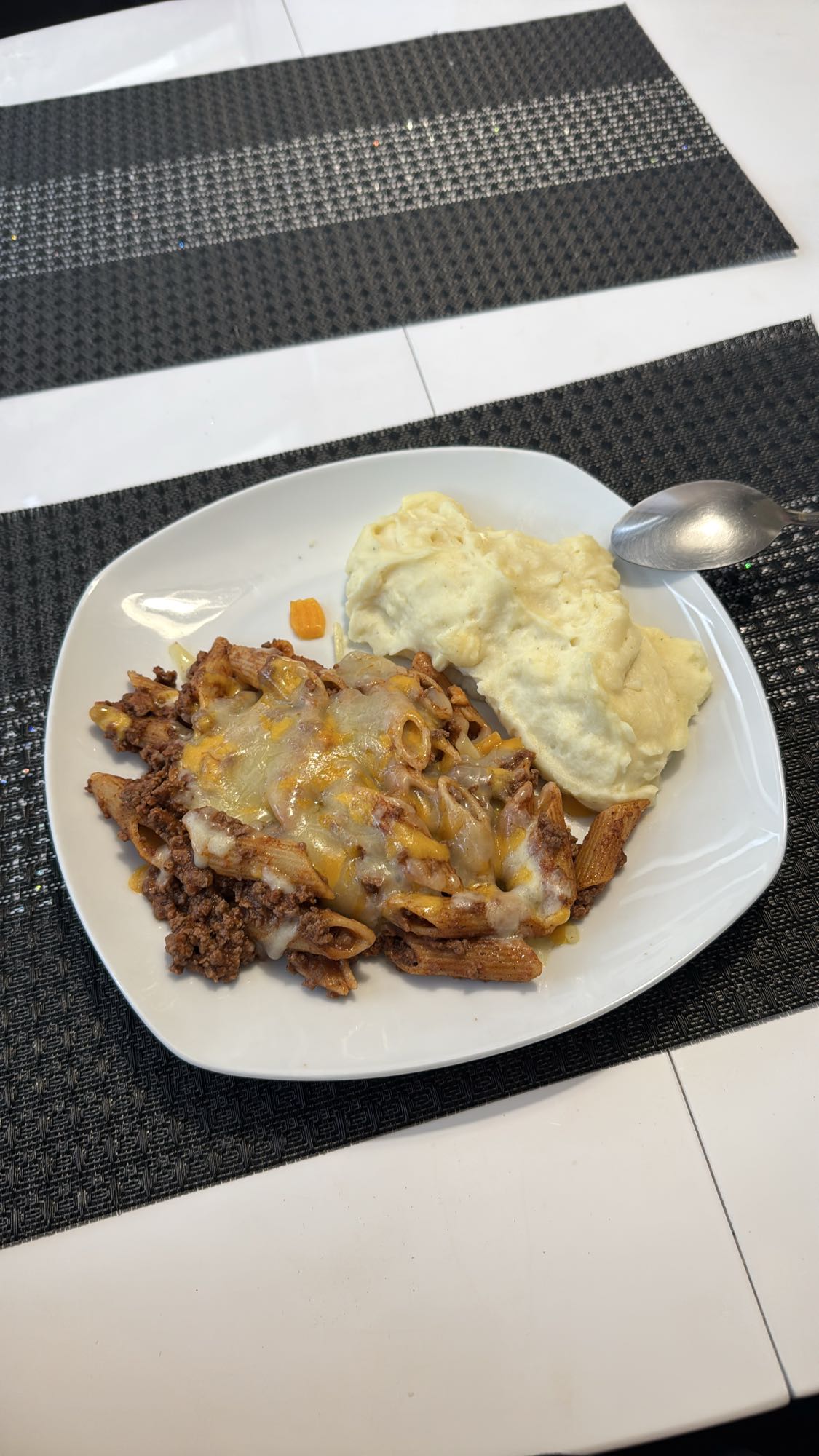 Pasta mit Kartoffelpüree