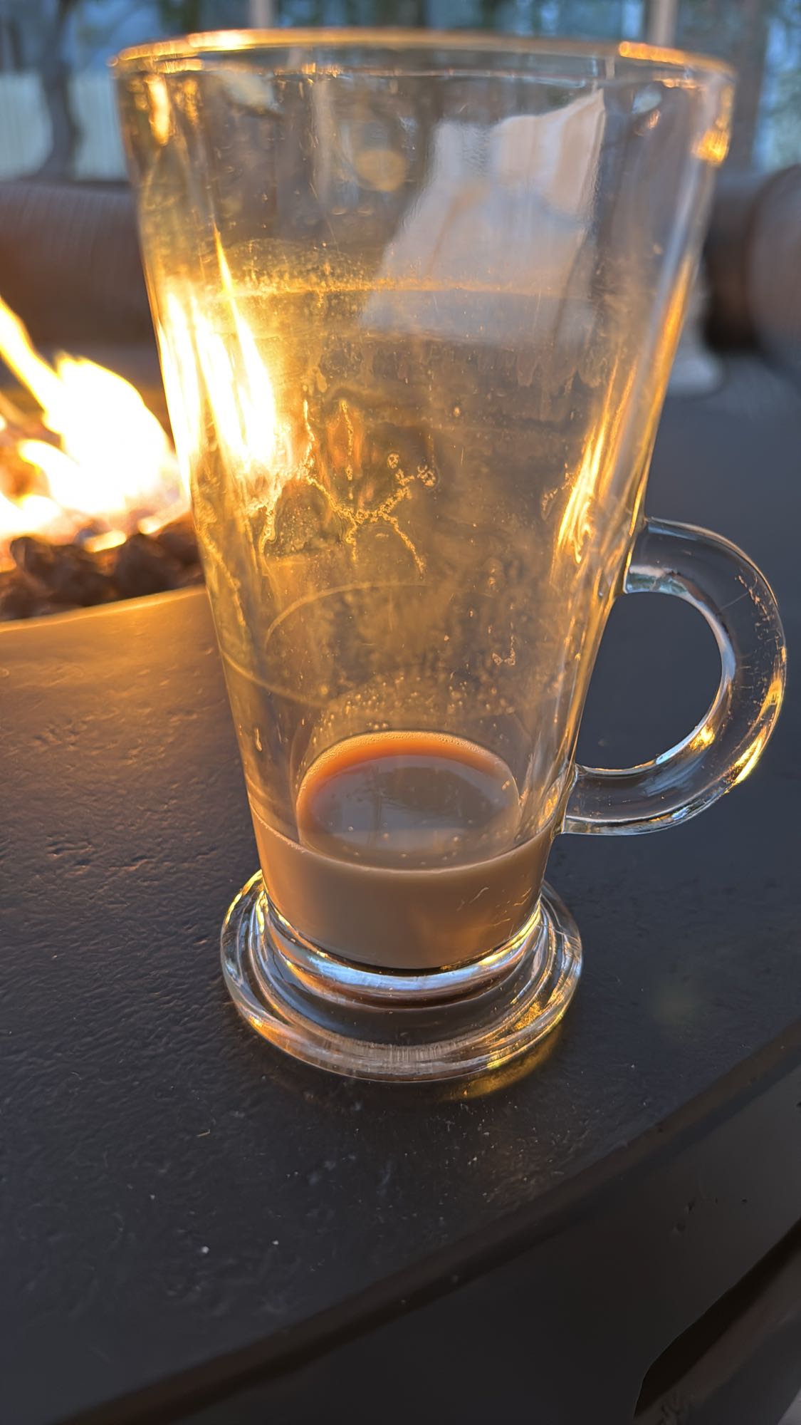 Rester av kaffe latte