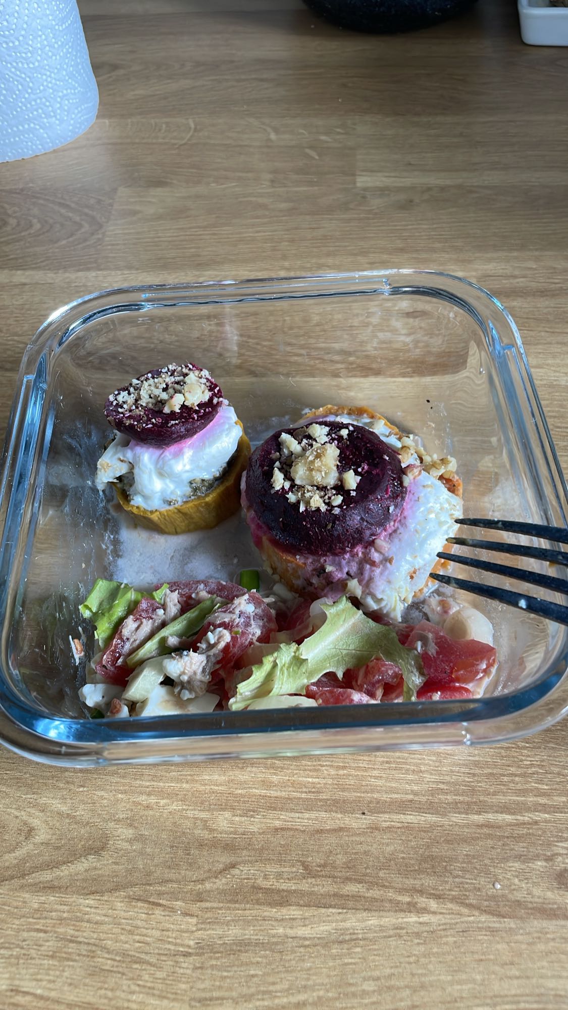 Sałatka z batatami, burakiem i buratą