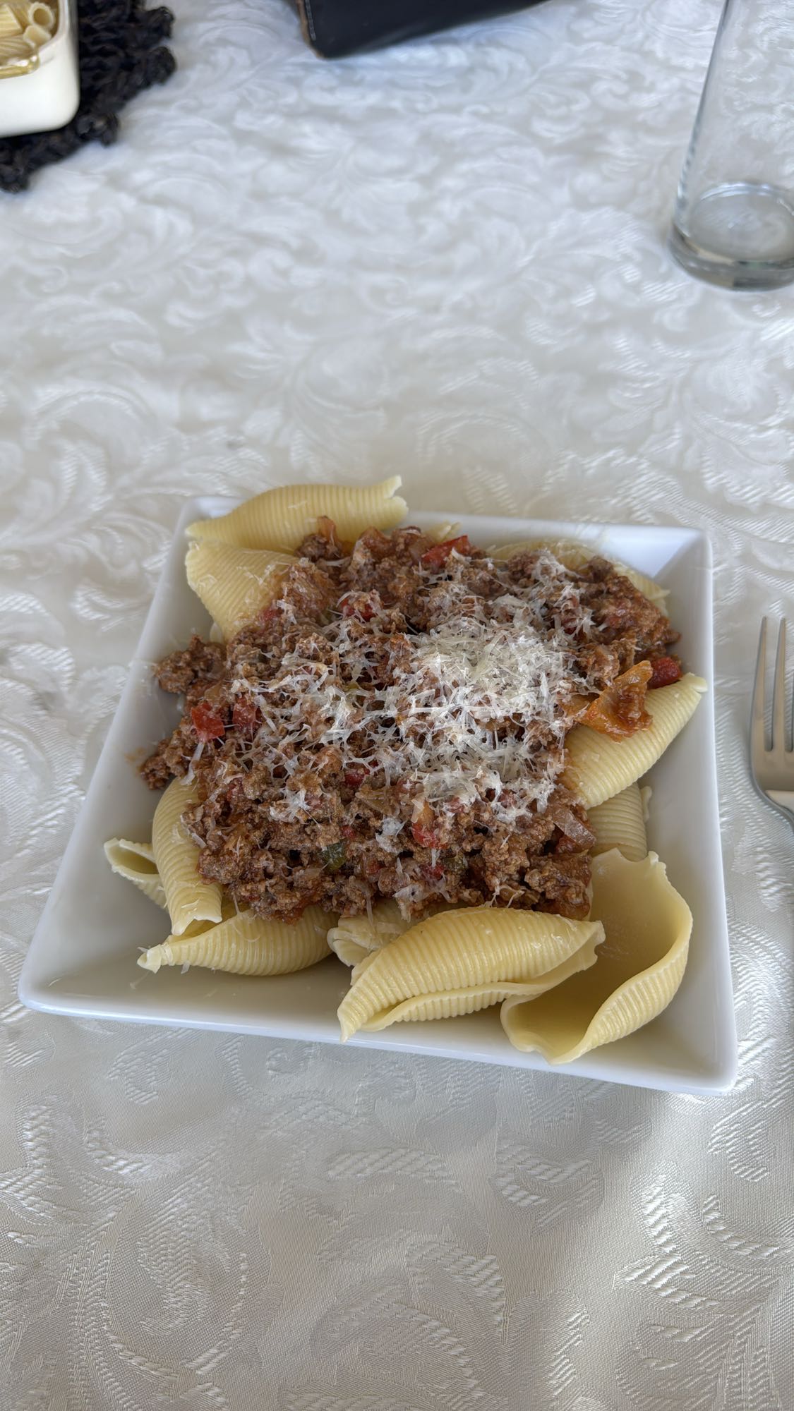 Pasta con carne molida