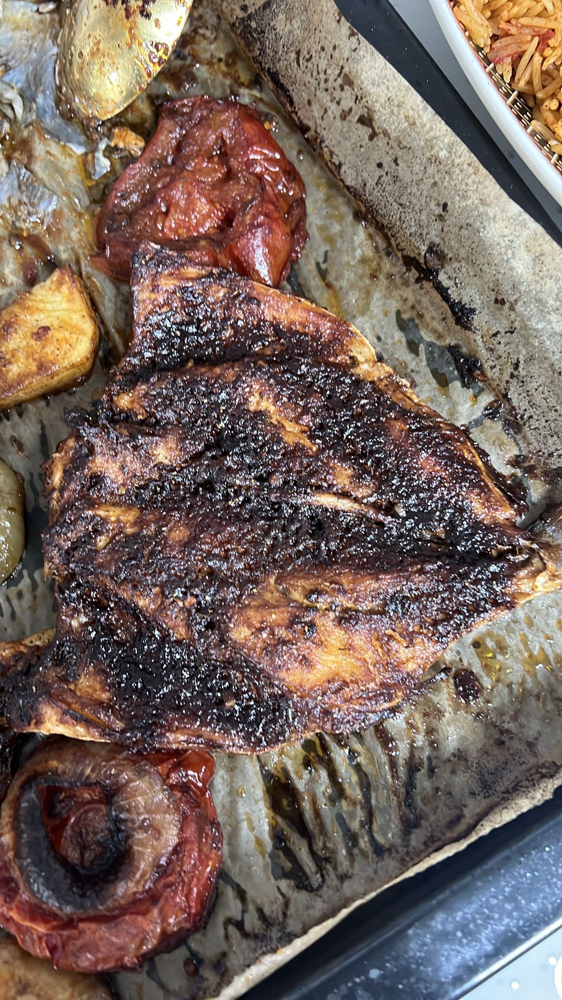 سمك مشوي مع خضار