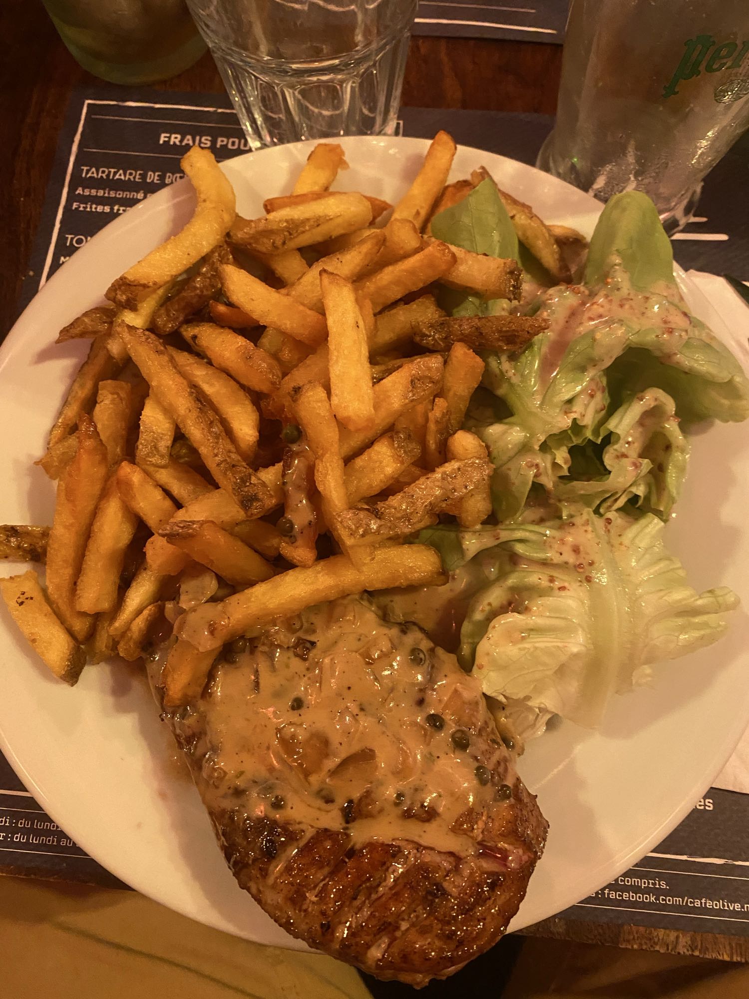 Steak frites sauce poivre
