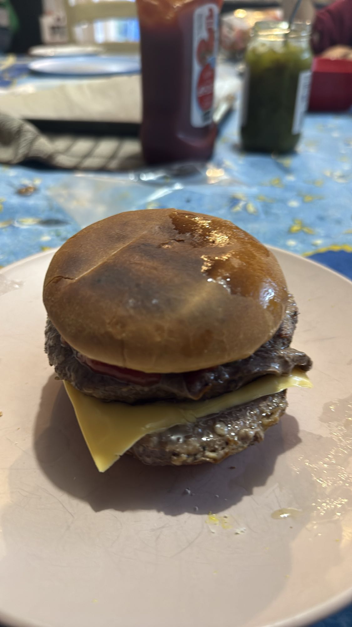 Double cheeseburger