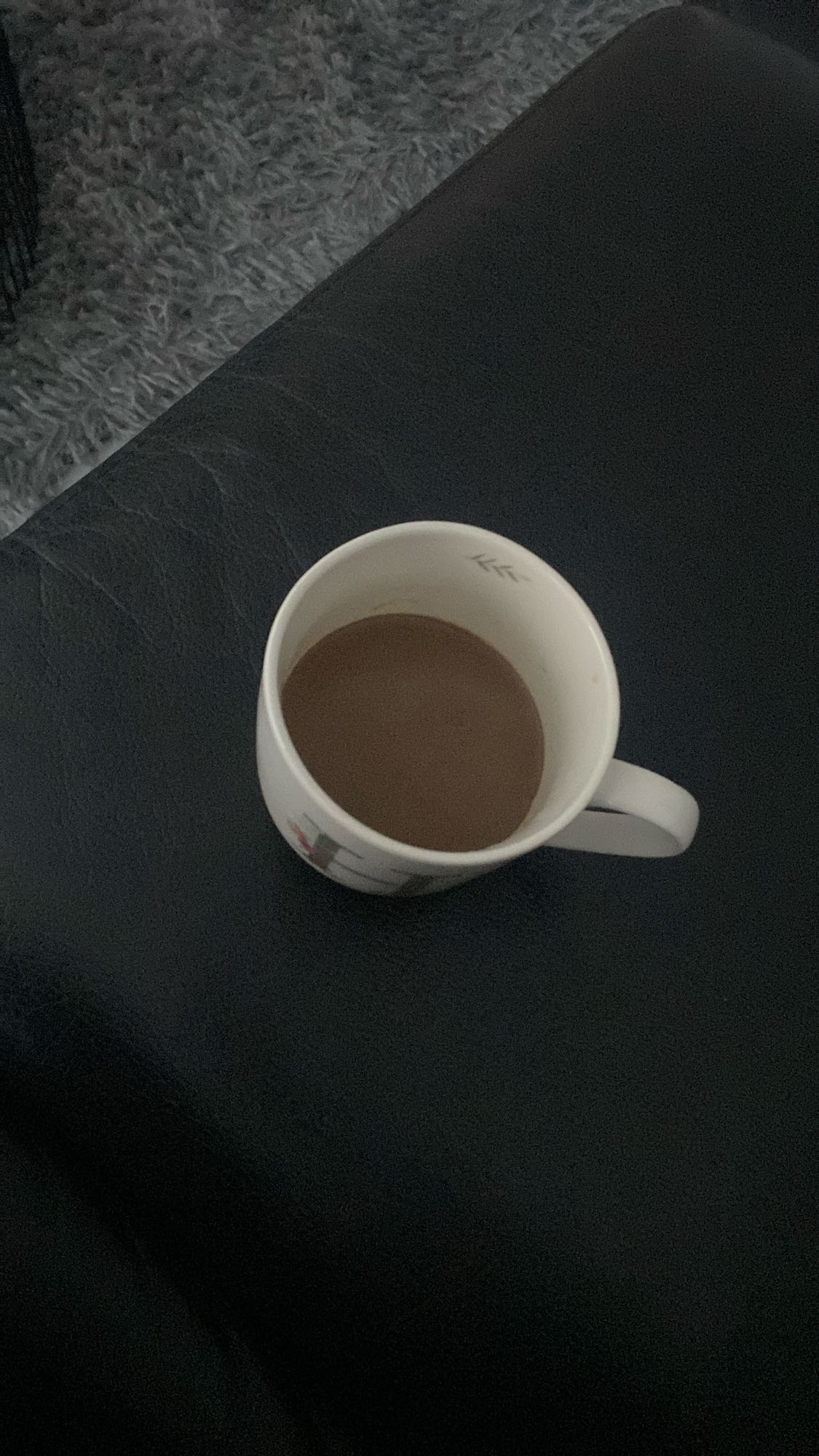 Tasse Kaffee mit Milch