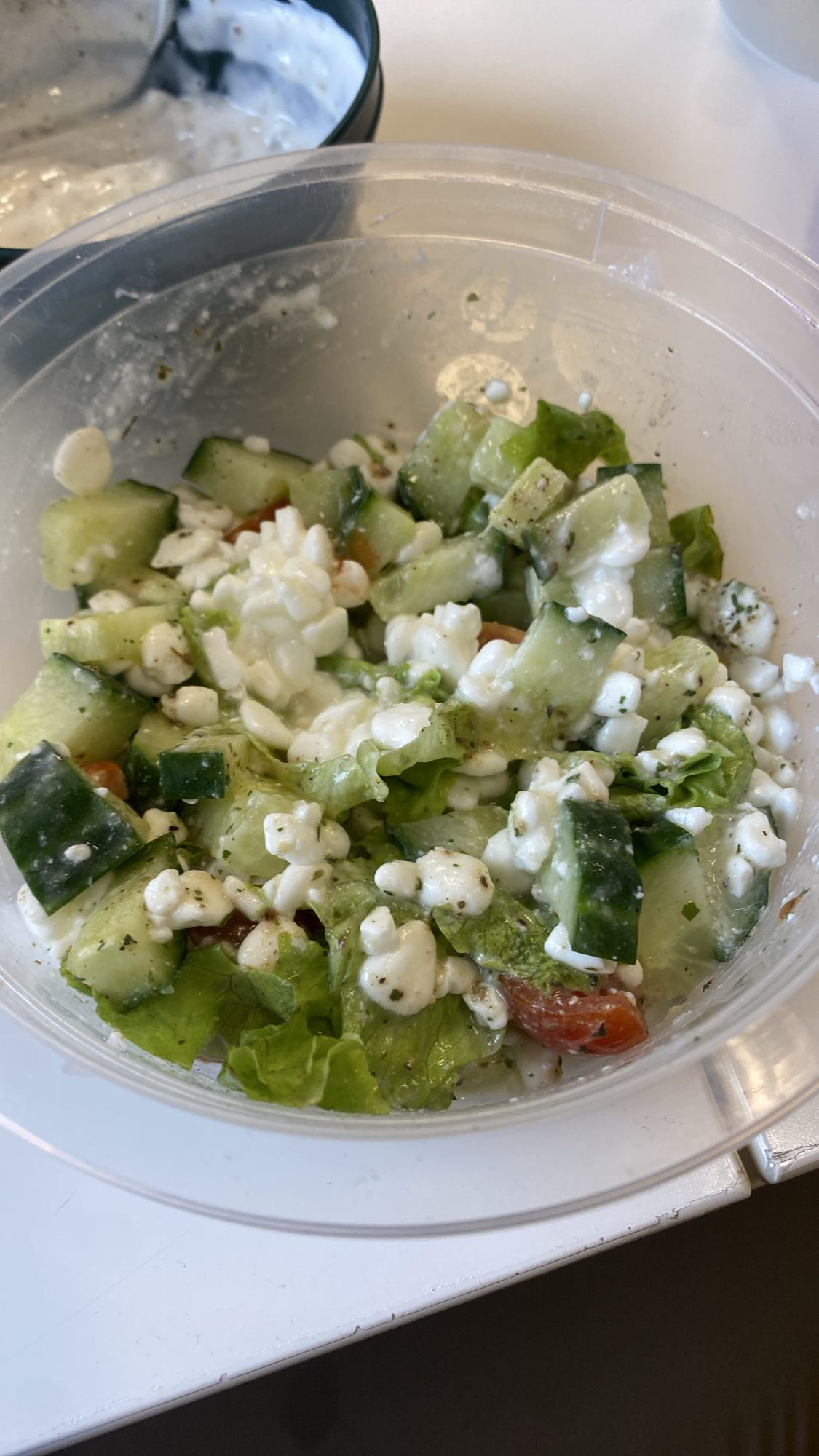 Keso- och grönsakssallad