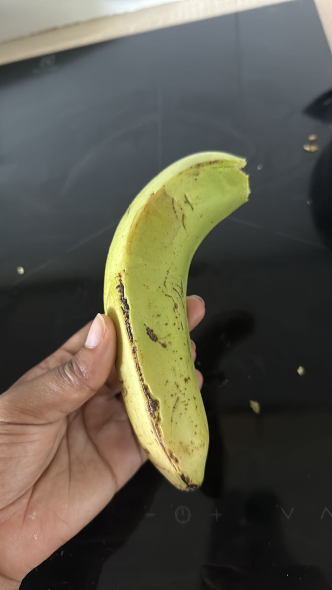 Banane verte entière