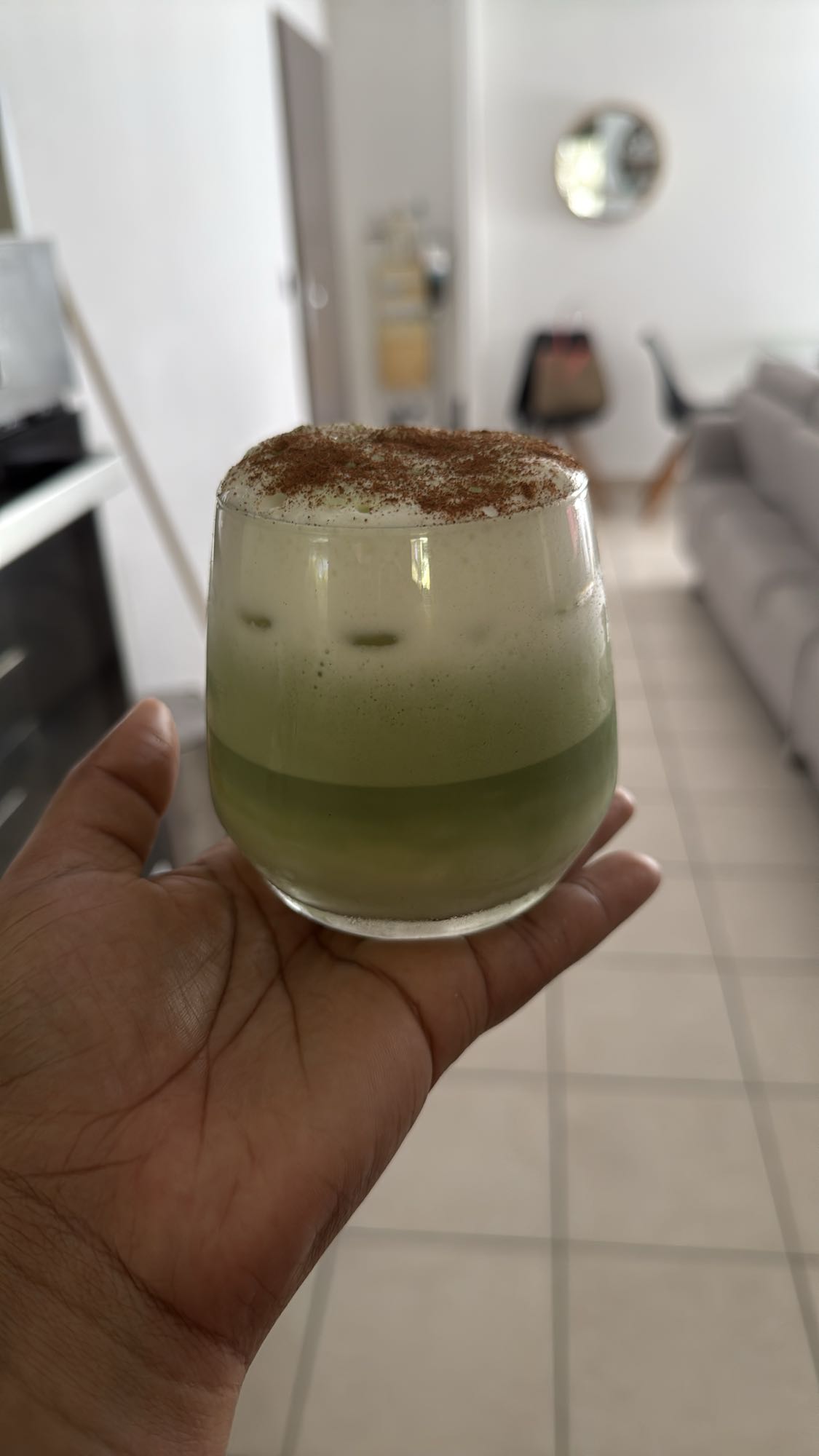 Matcha glacé mousse lait