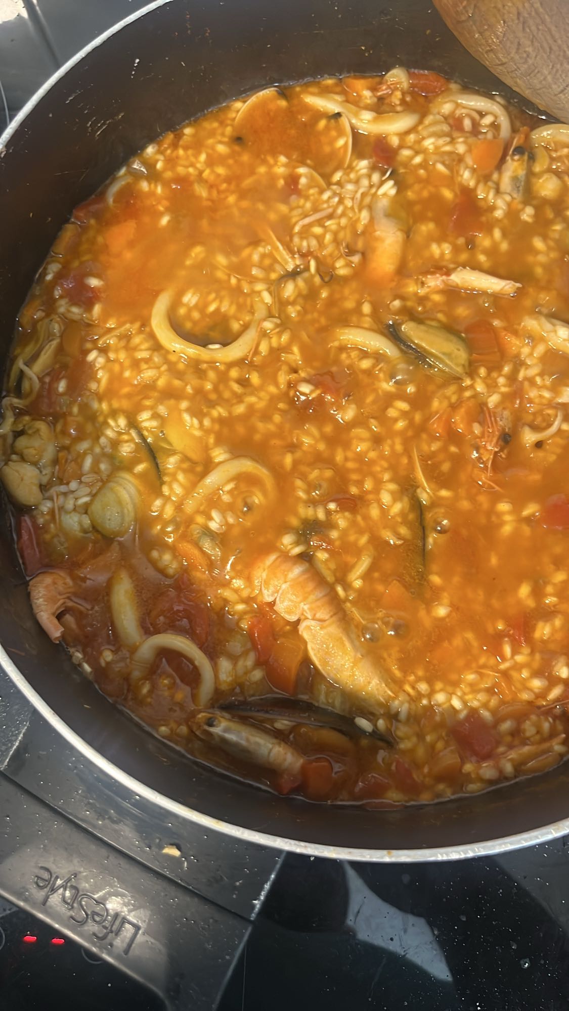 Arroz caldoso marinero