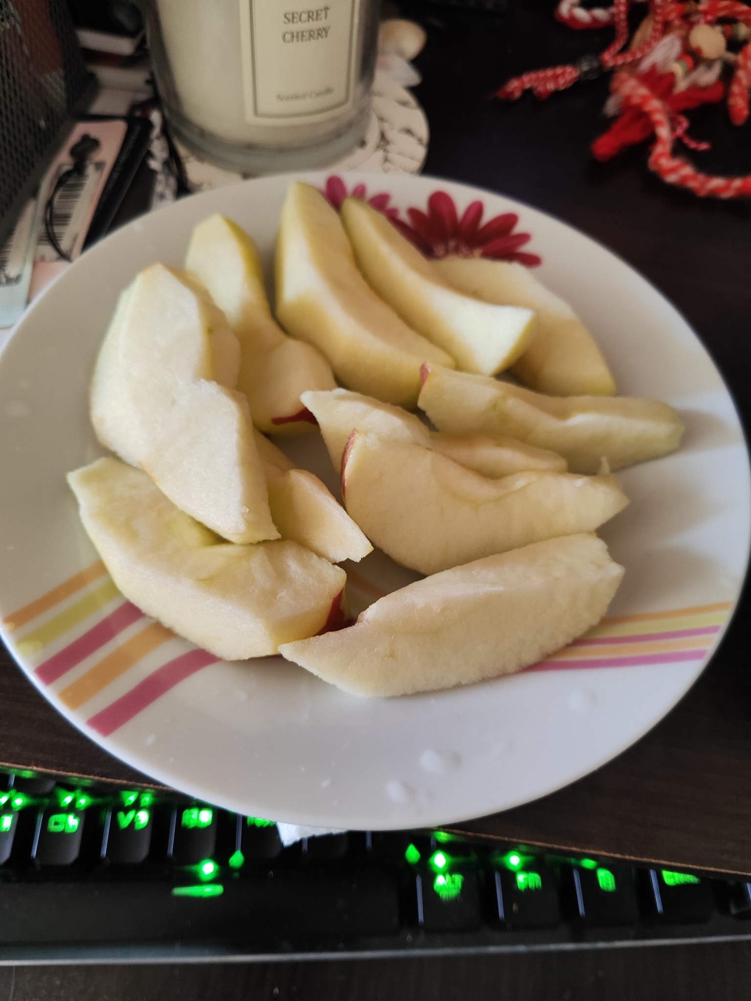 Sliced Apple Plate