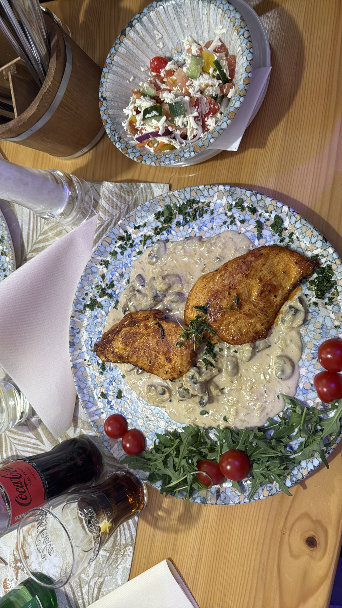 Grilovana piletina sa salatom