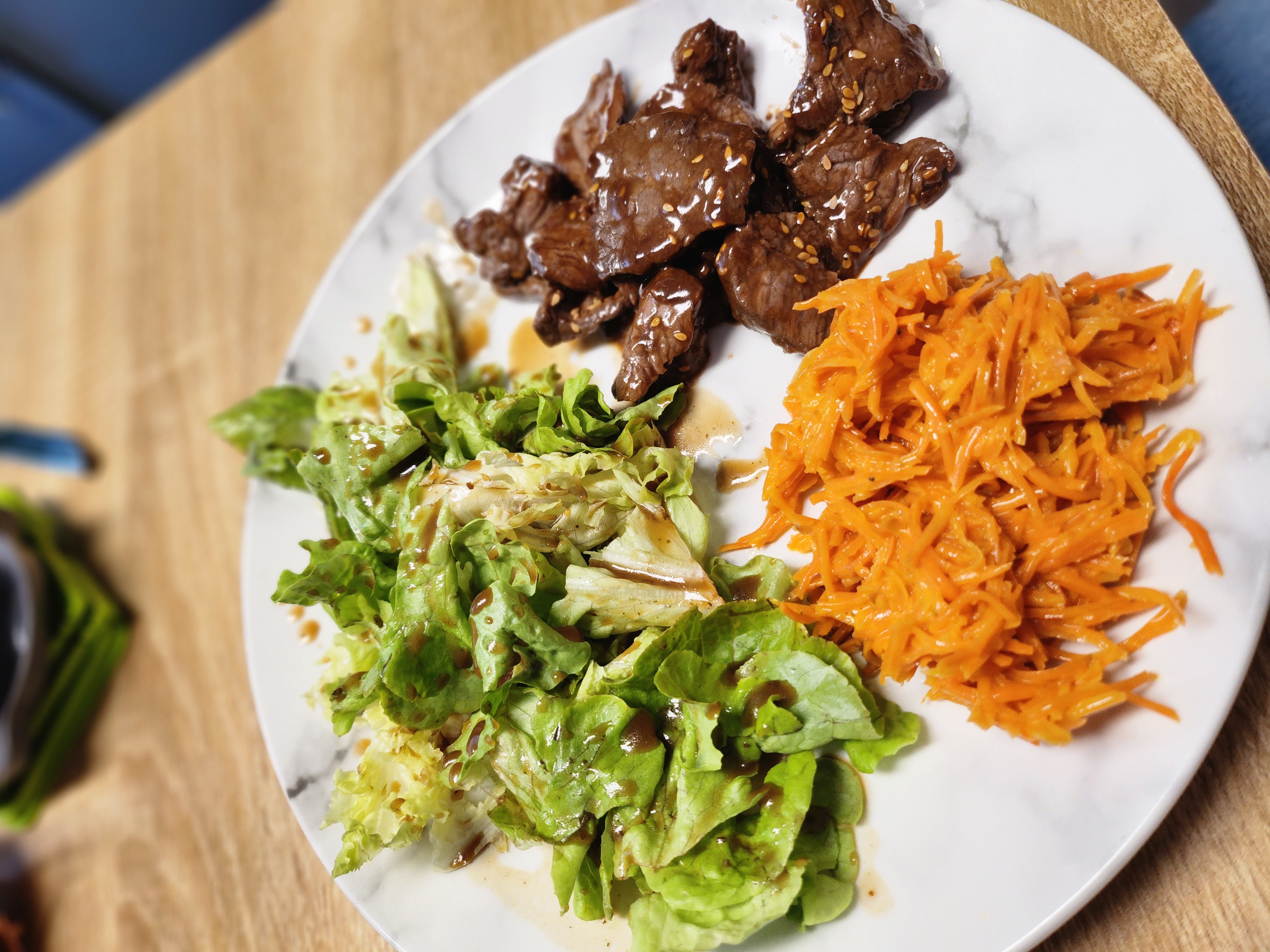 Boeuf et salade mixte