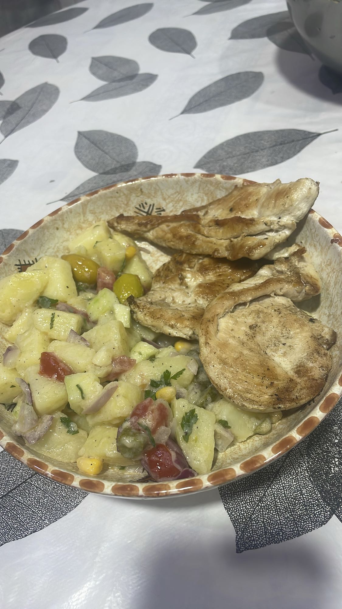 Poulet et salade de pommes